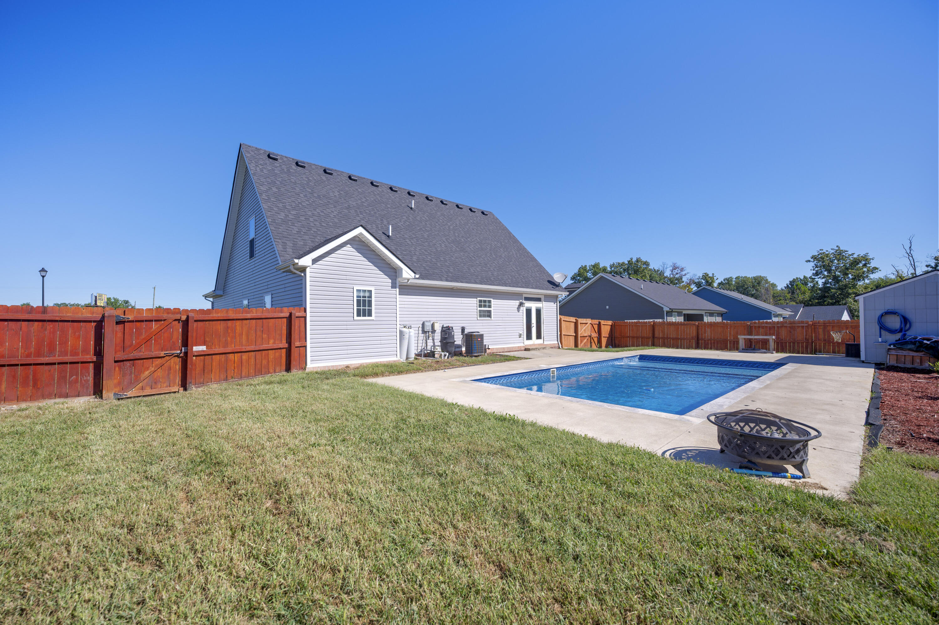 205 Bentley Way Property Photo 2