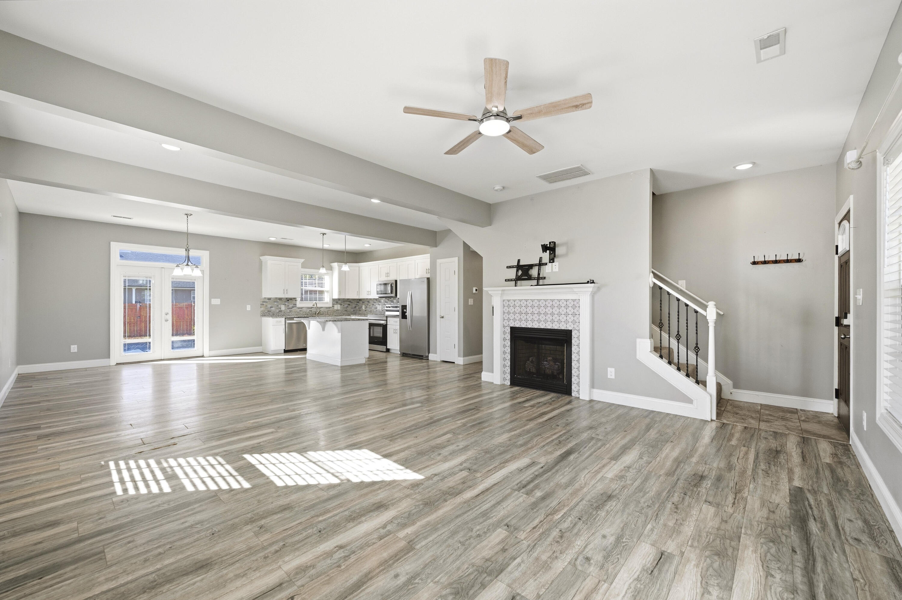 205 Bentley Way Property Photo 6