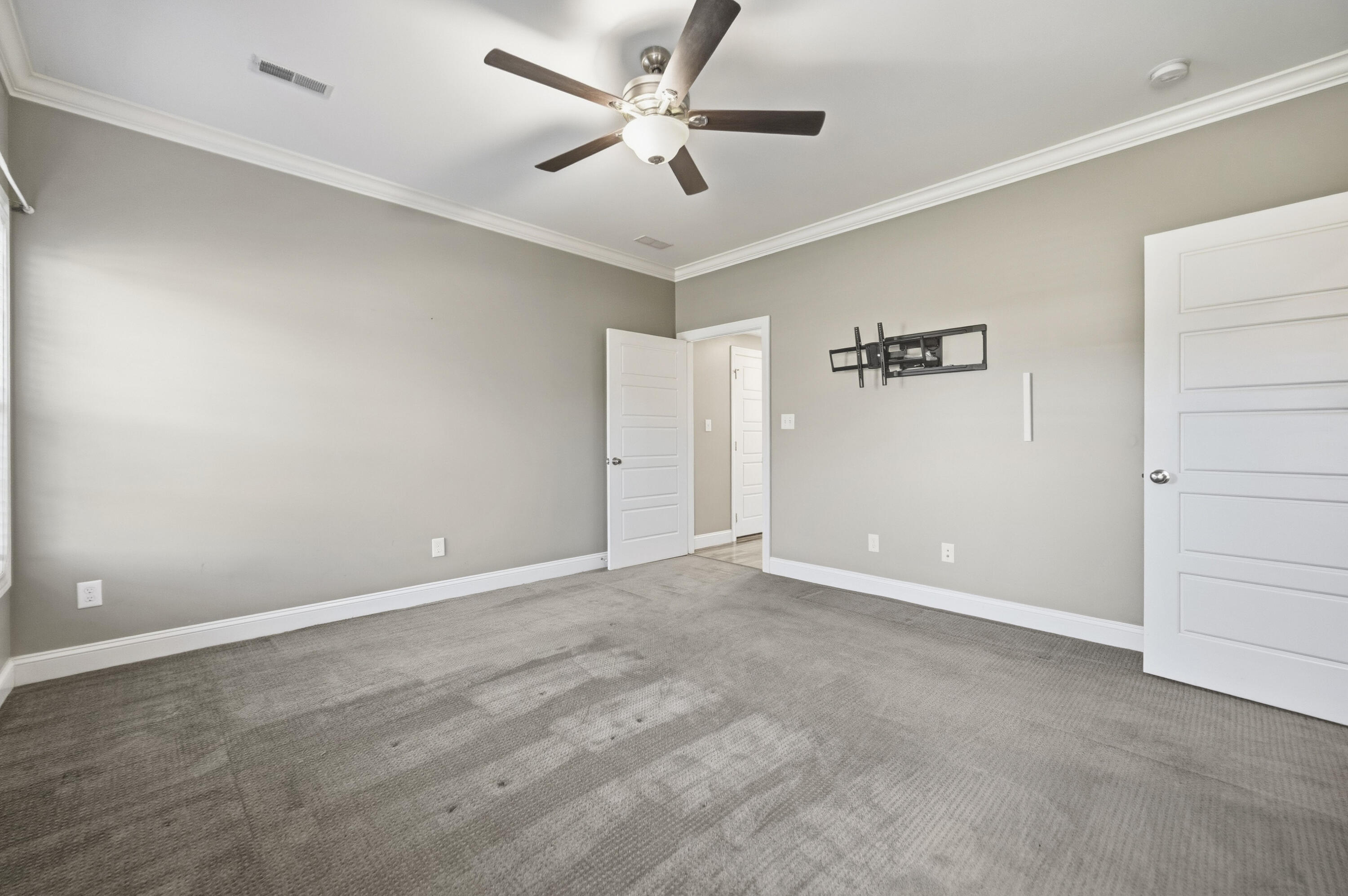 205 Bentley Way Property Photo 18