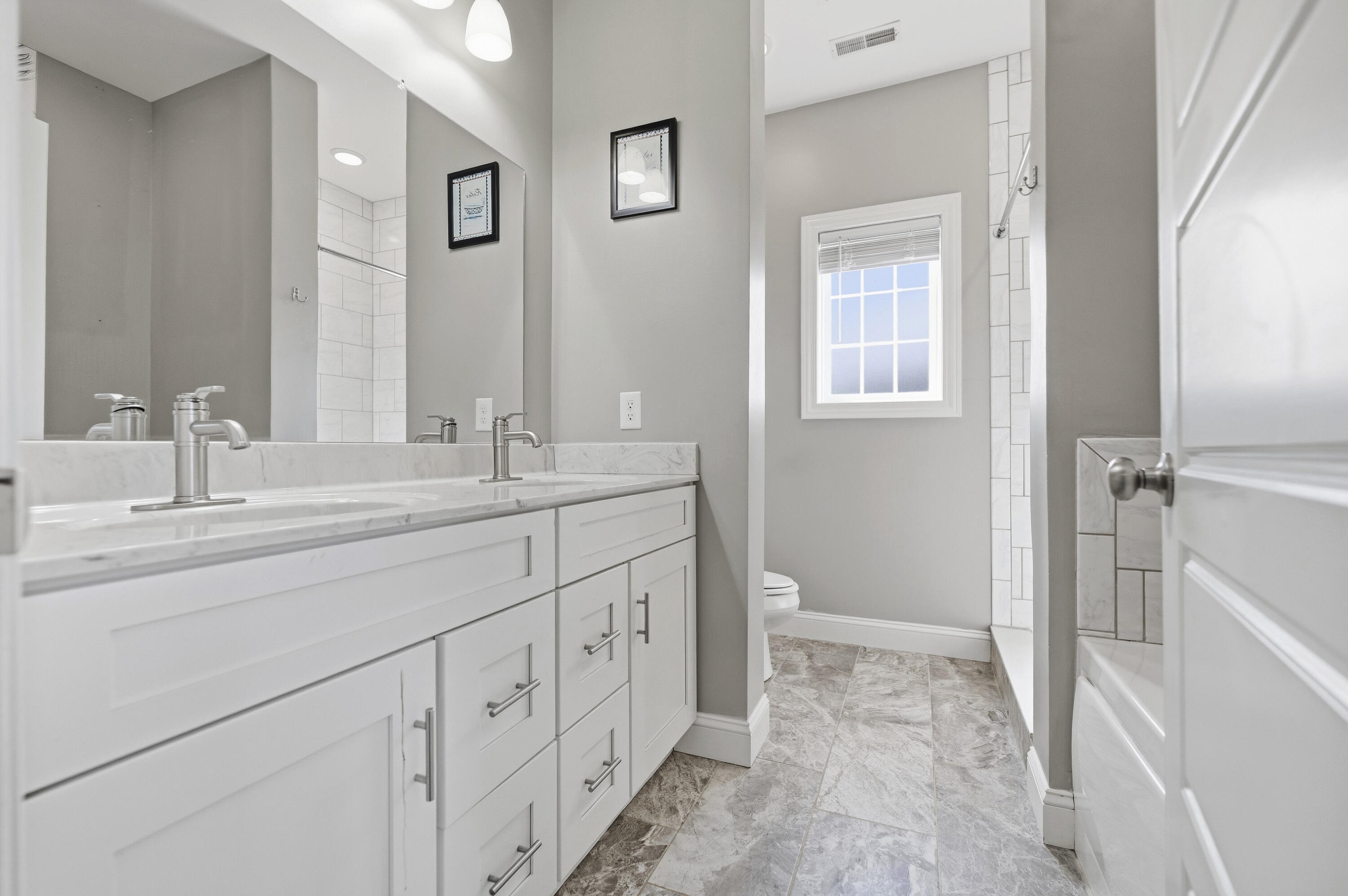205 Bentley Way Property Photo 19