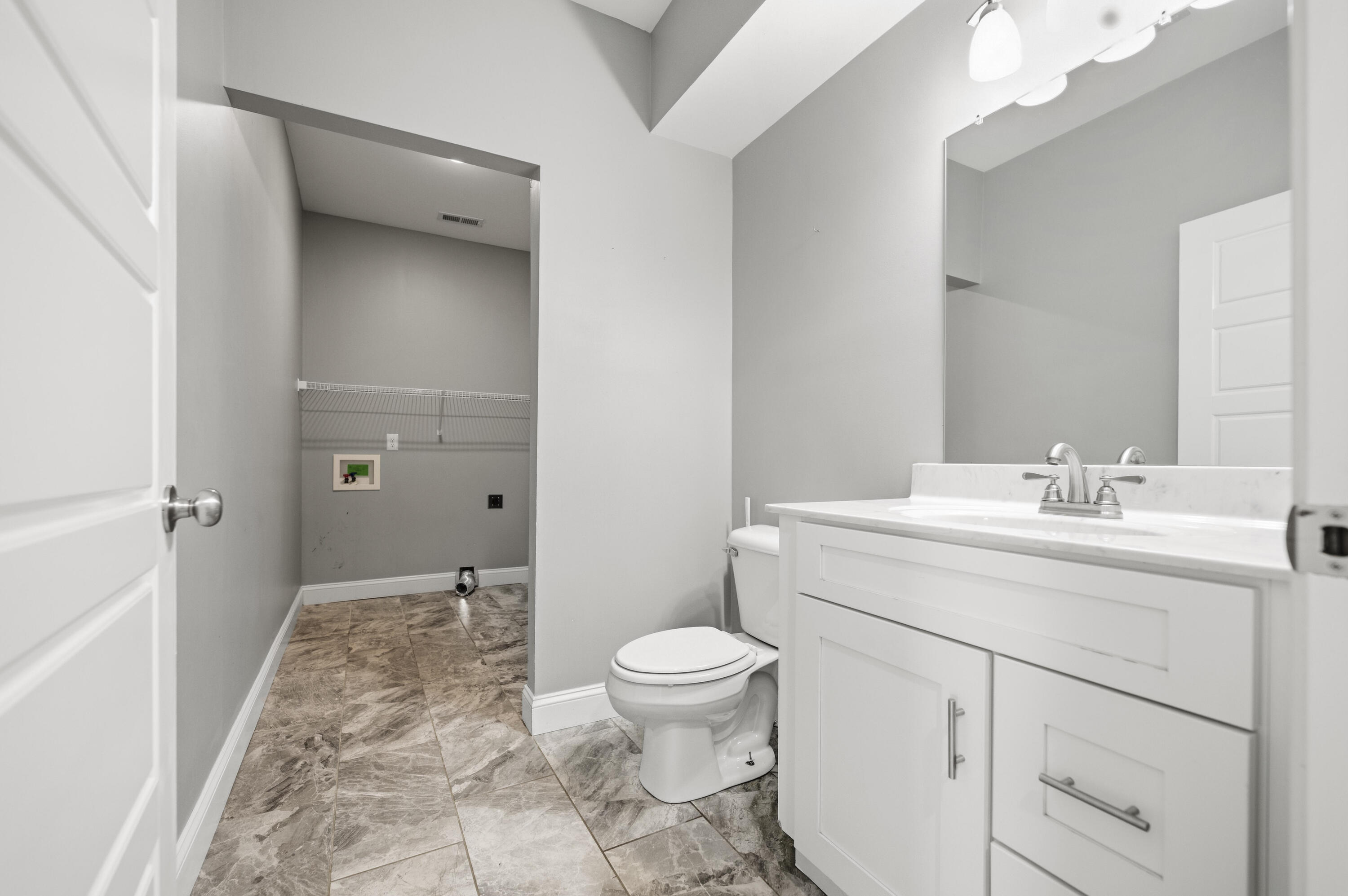 205 Bentley Way Property Photo 25