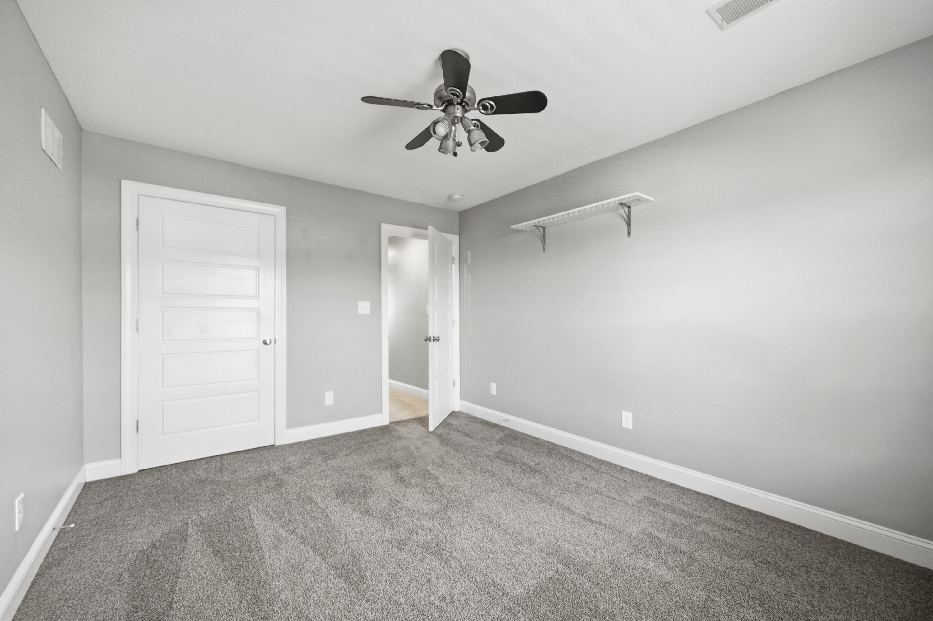 205 Bentley Way Property Photo 29