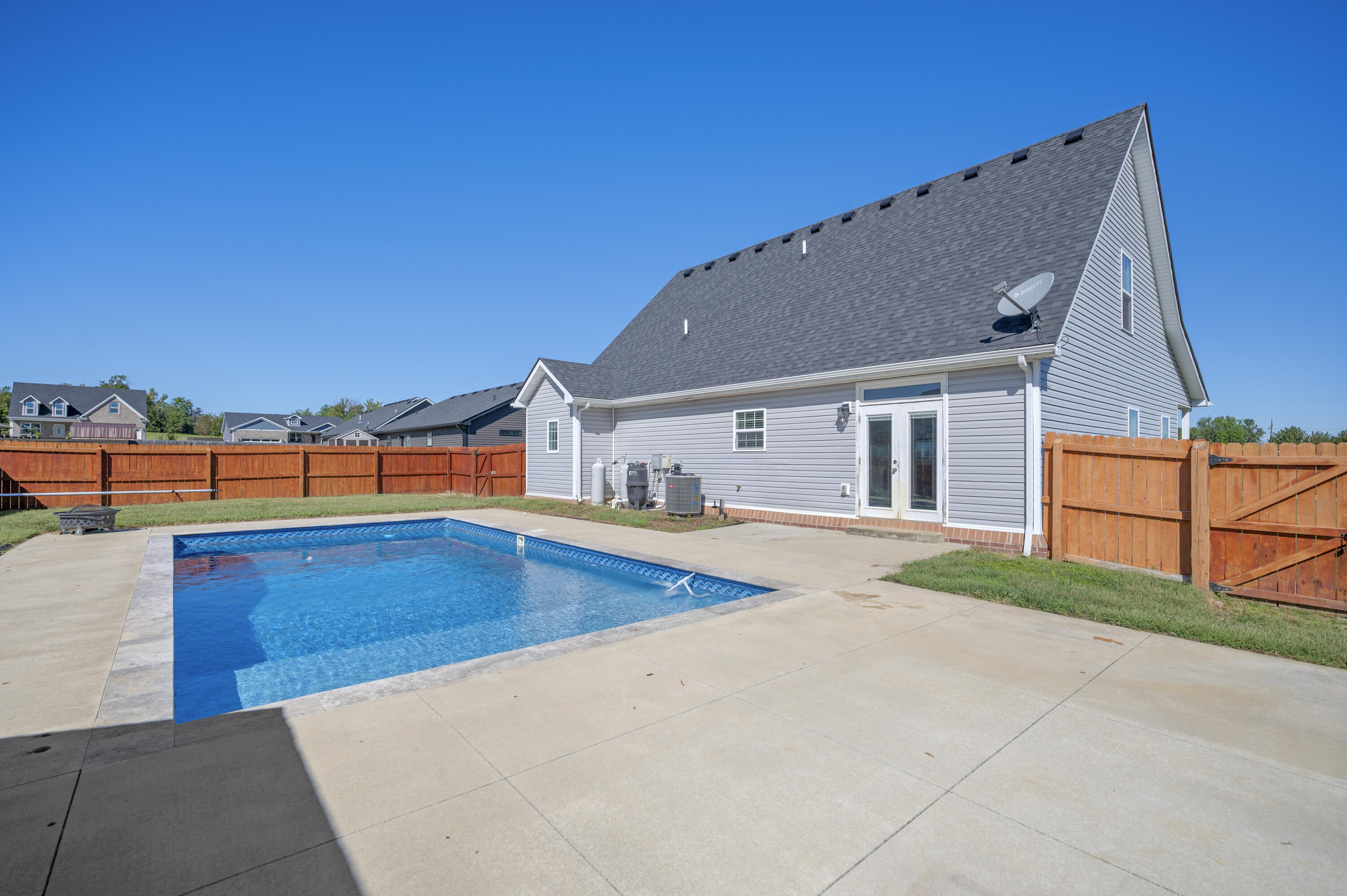 205 Bentley Way Property Photo 37