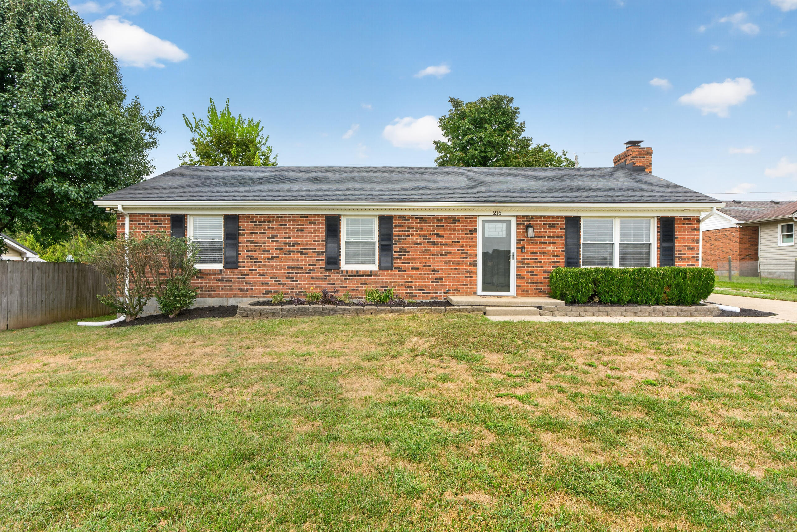 216 Murphy Lane Property Photo 1