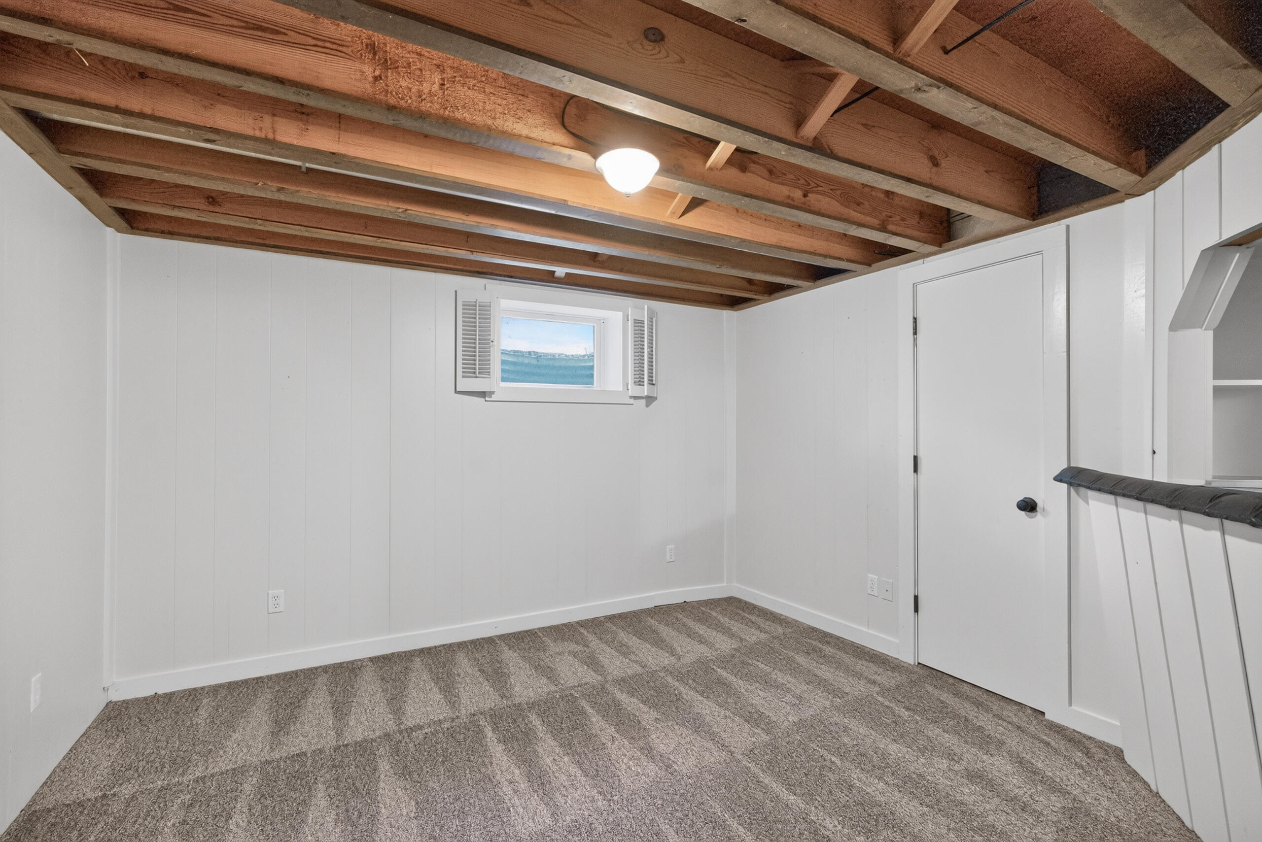 1295 Oaklawn Park Property Photo 27