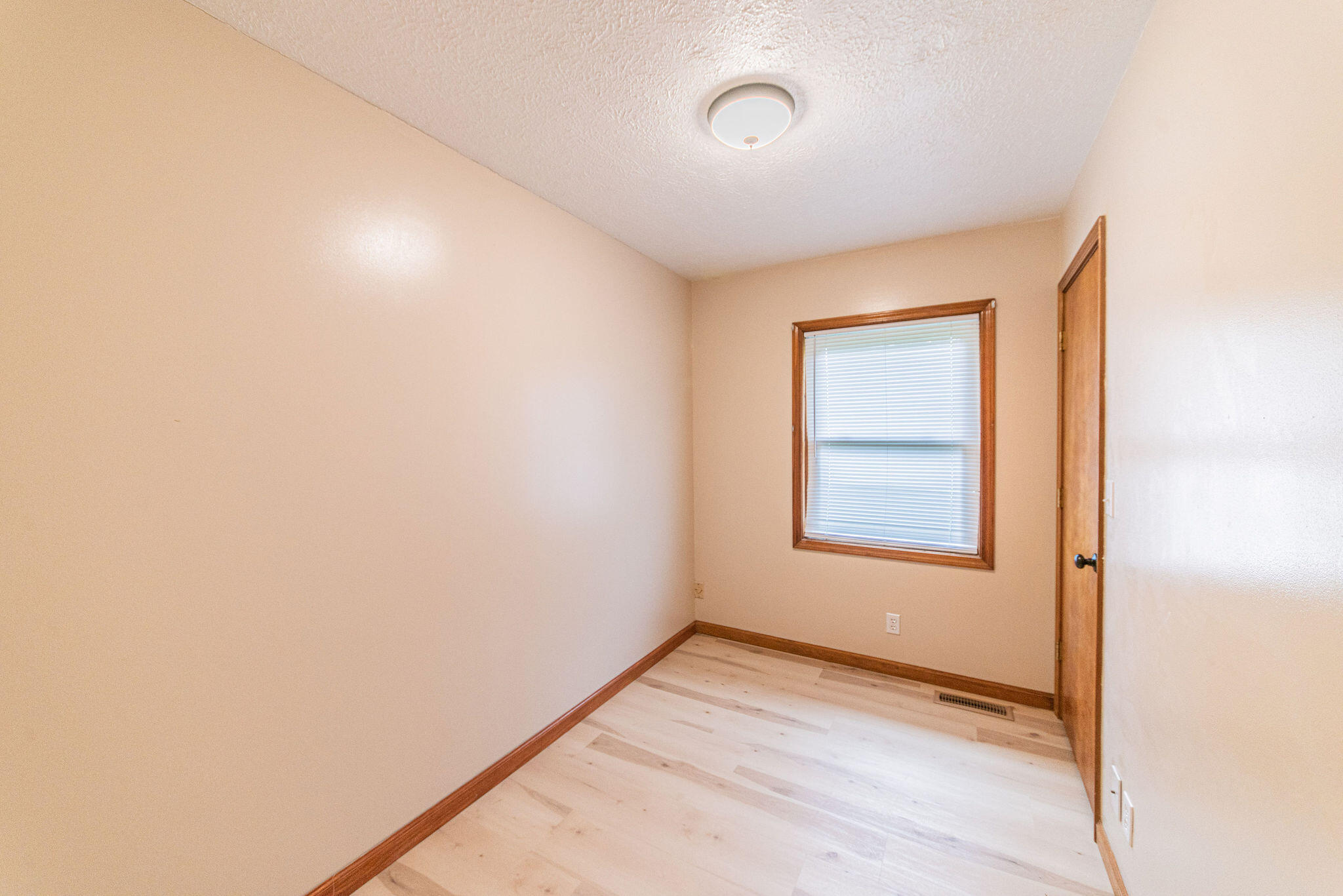 671 Riverview Drive Property Photo 18