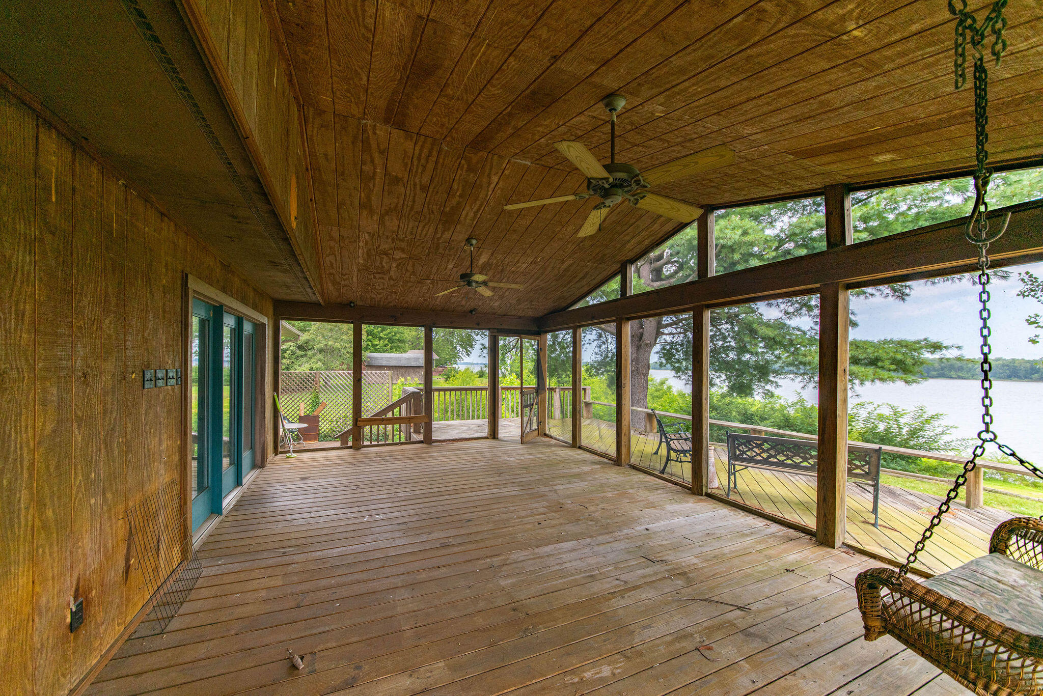 671 Riverview Drive Property Photo 37