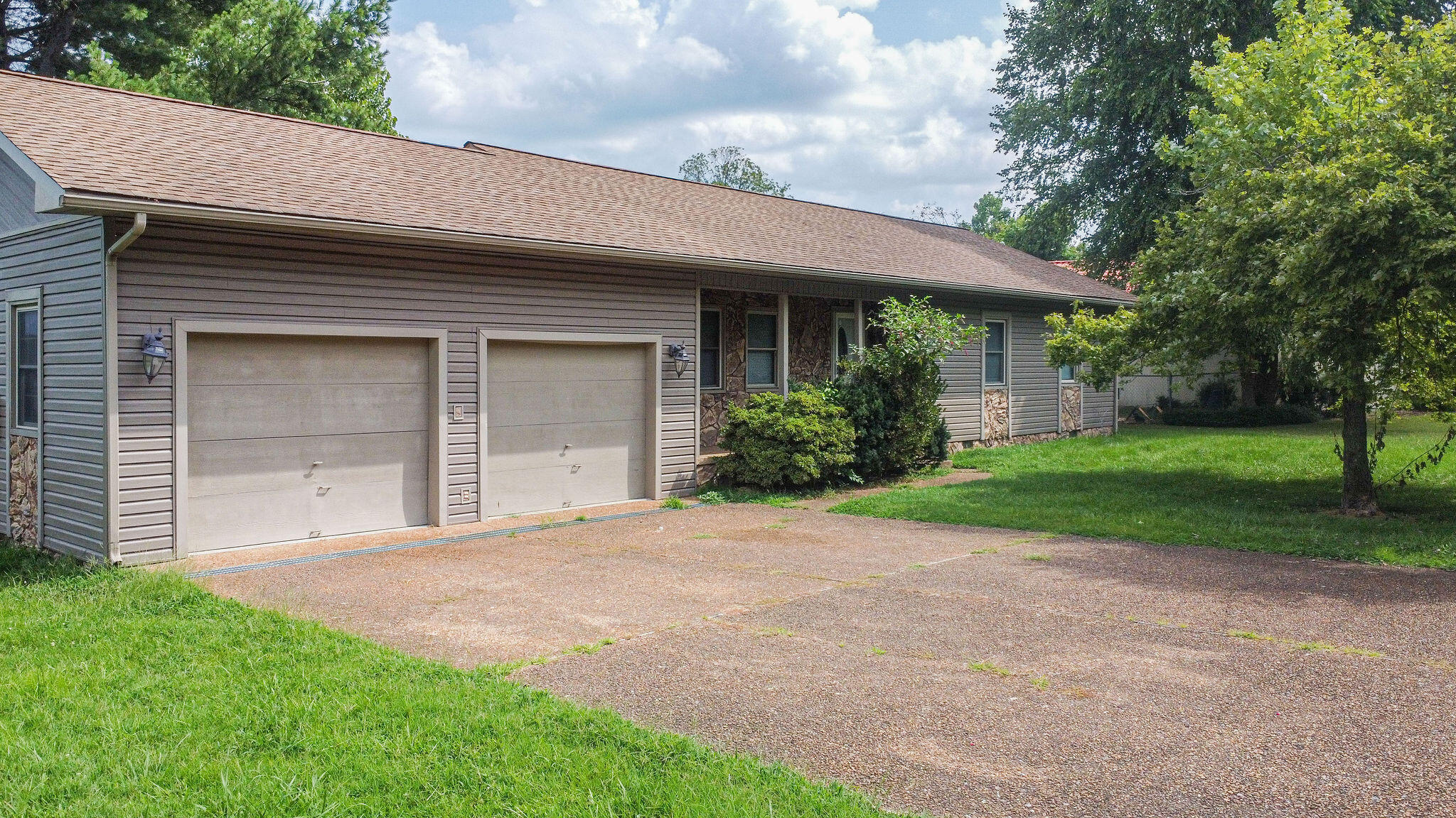 671 Riverview Drive Property Photo 44