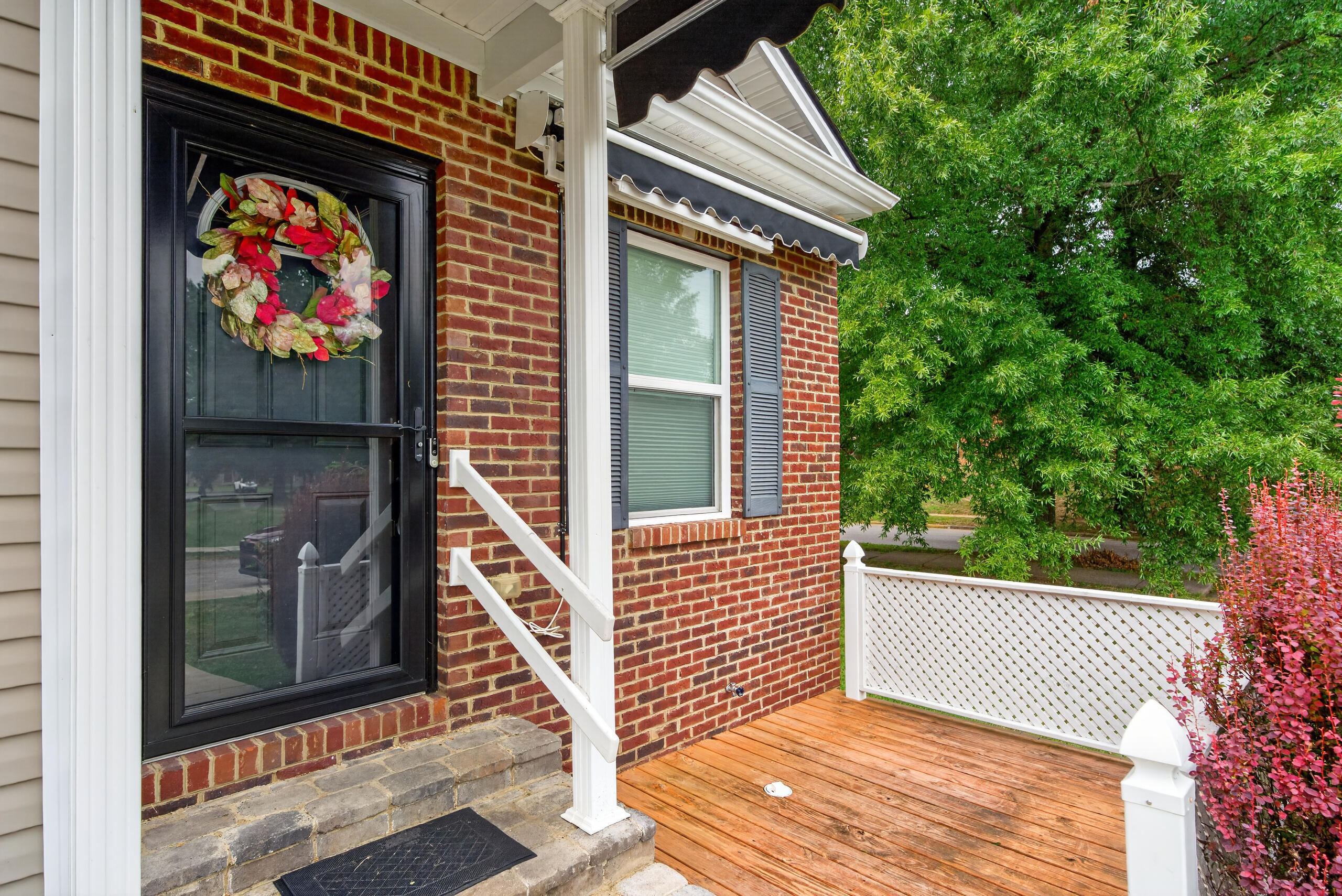 700 Ben Ali Drive A Property Photo 3