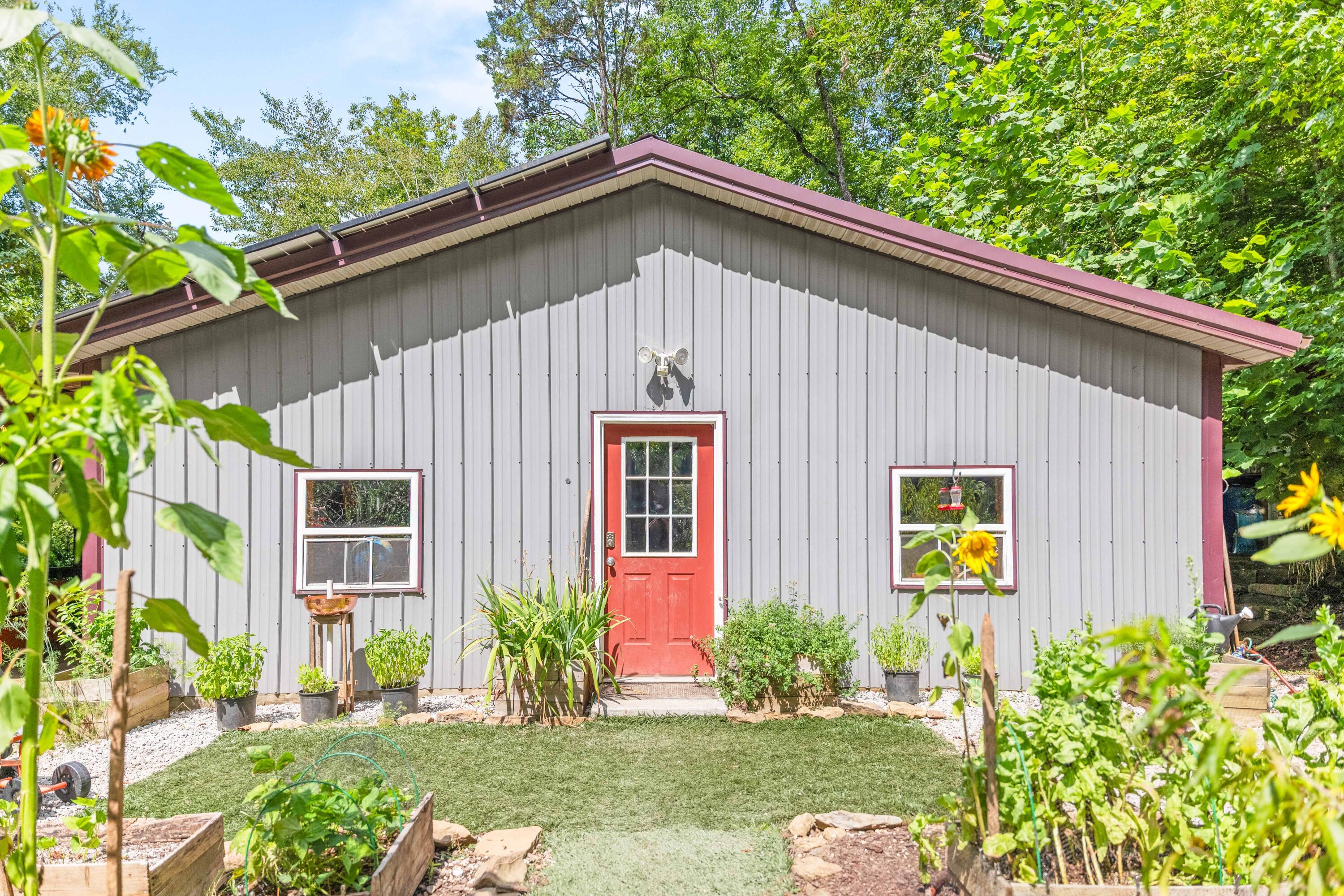 3815 Newfound Road Property Photo 4