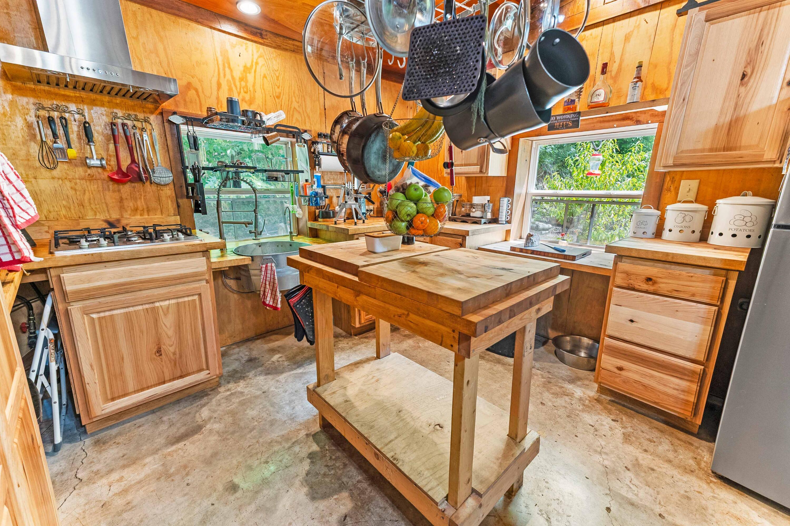3815 Newfound Road Property Photo 17