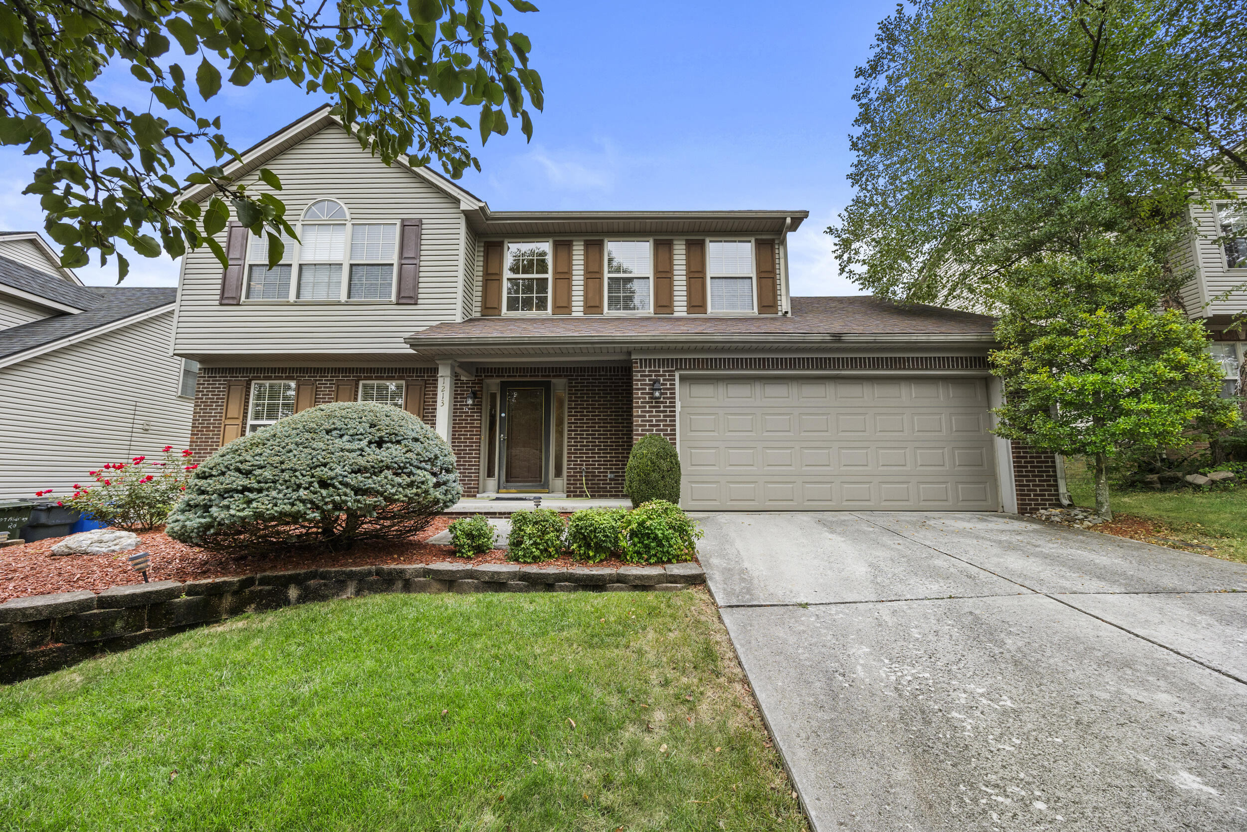 1213 Aldridge Way Property Photo 6