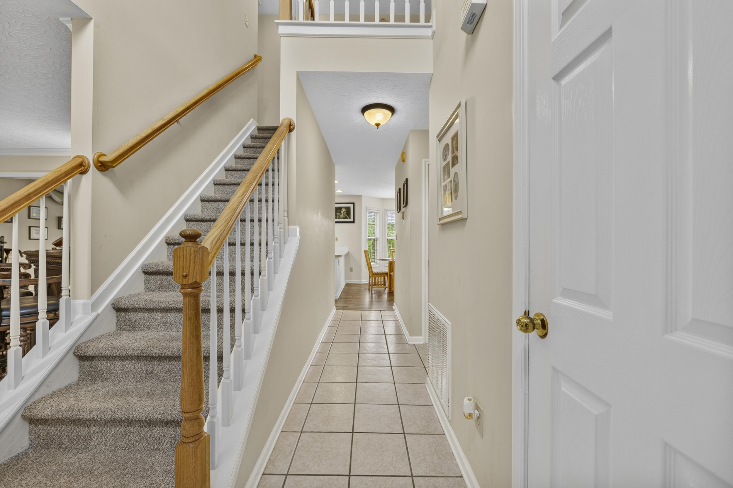1213 Aldridge Way Property Photo 7