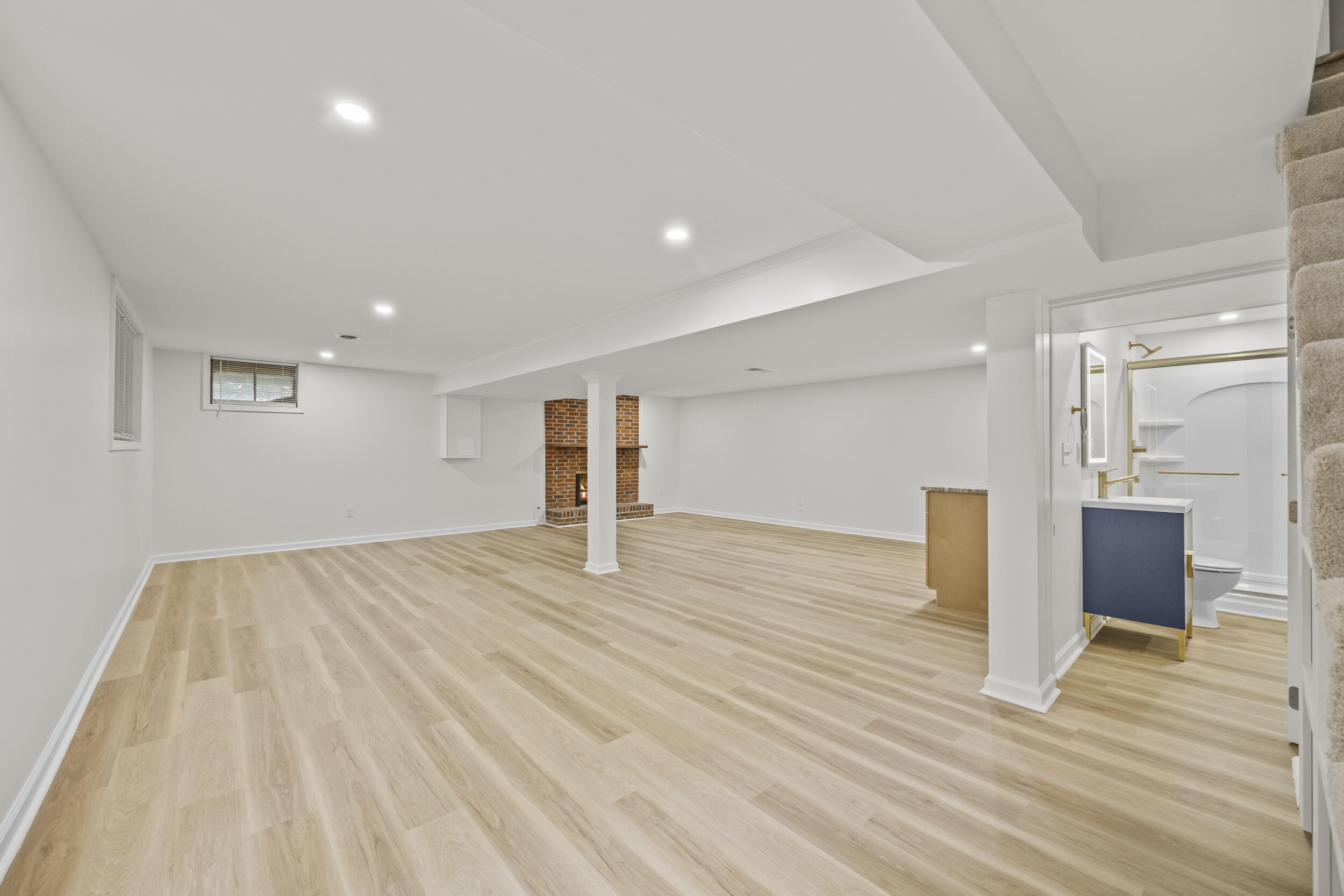 3272 Saxon Drive Property Photo 41