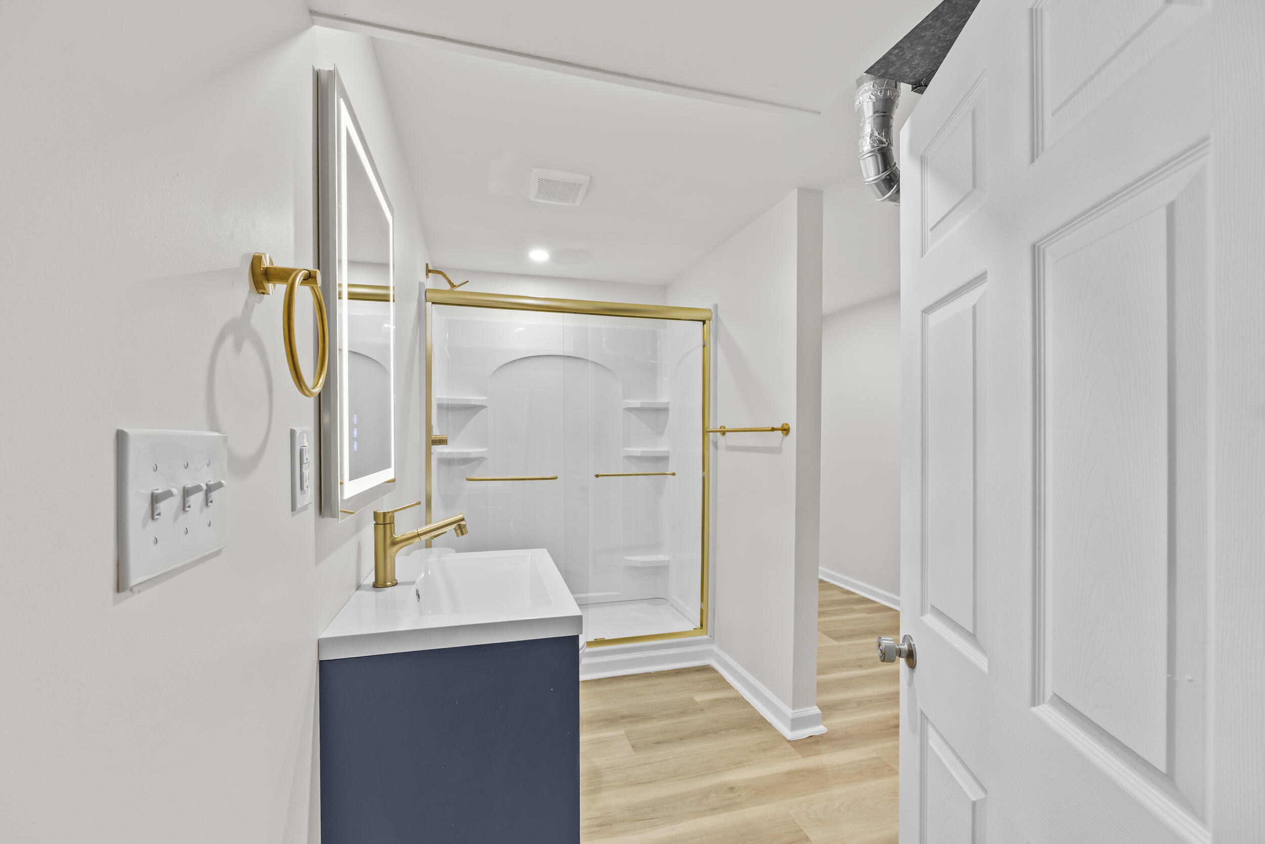3272 Saxon Drive Property Photo 55
