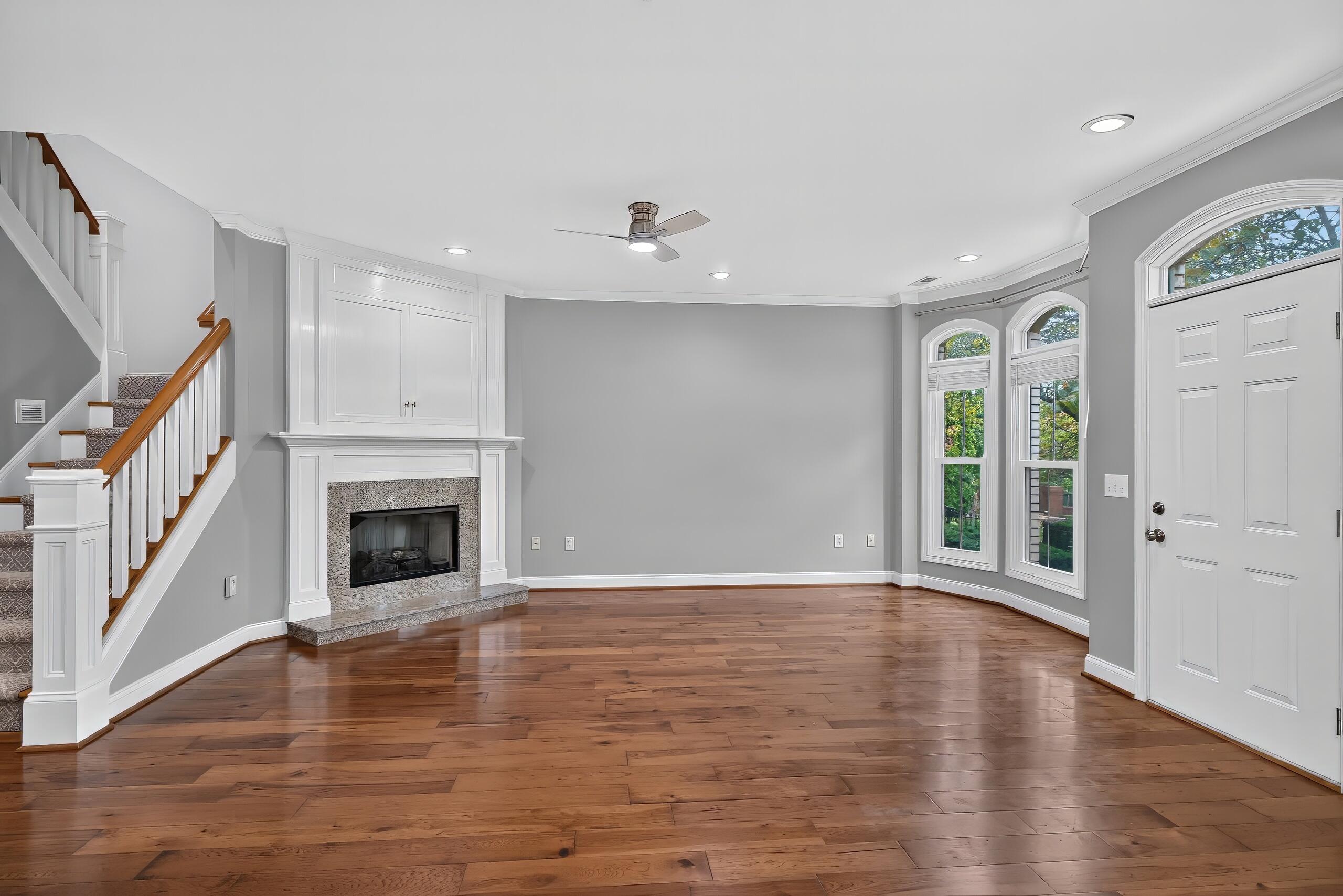 993 Star Shoot Parkway Property Photo 7