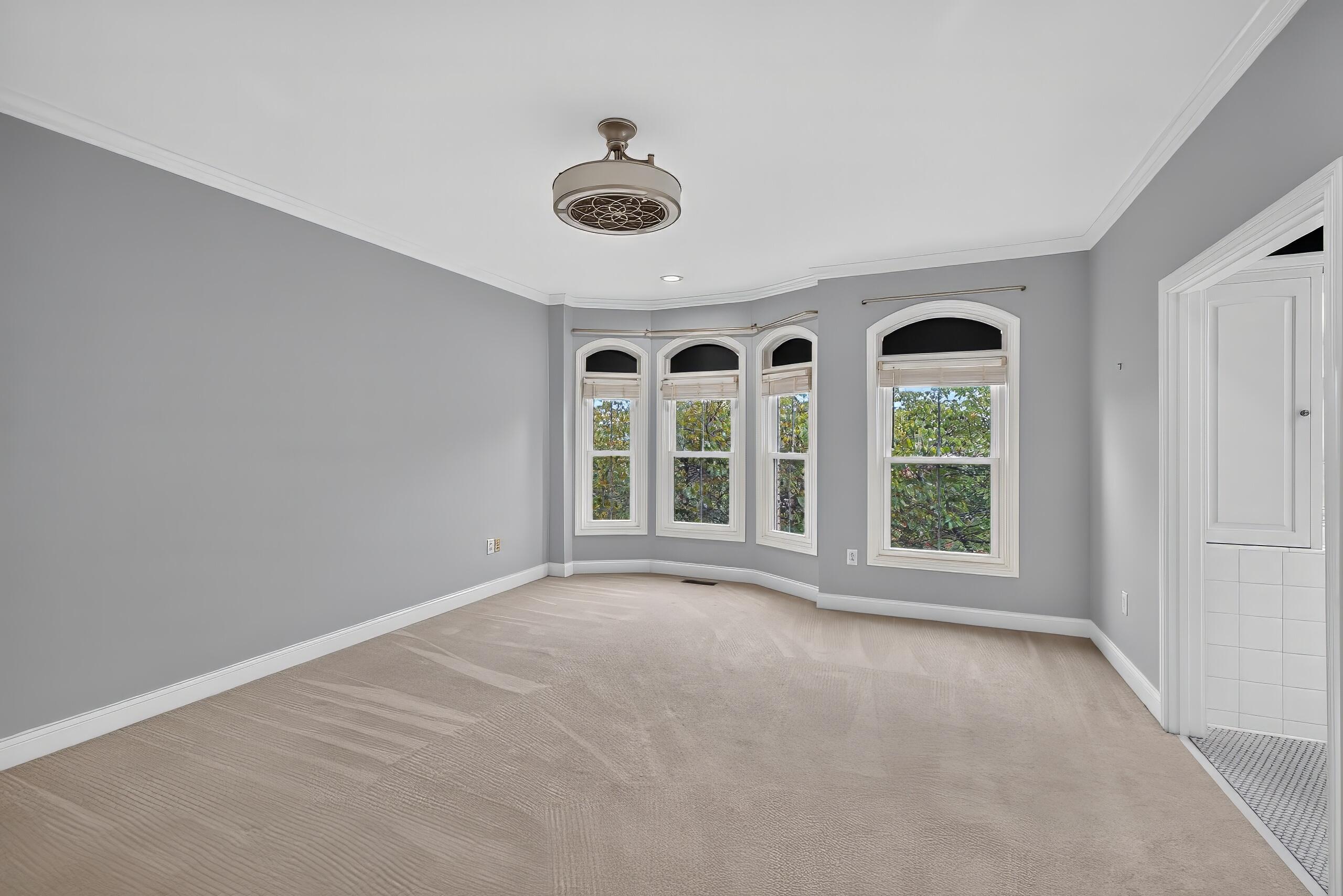 993 Star Shoot Parkway Property Photo 32