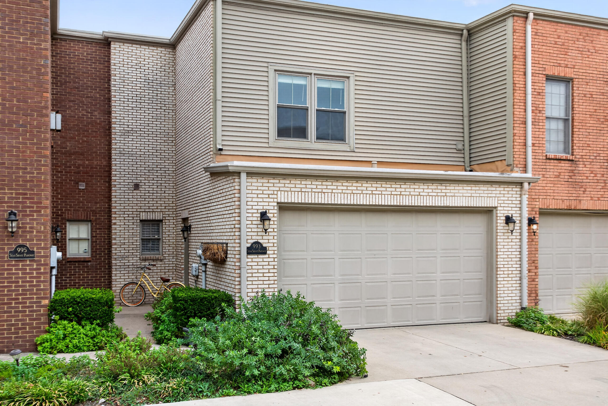 993 Star Shoot Parkway Property Photo 49
