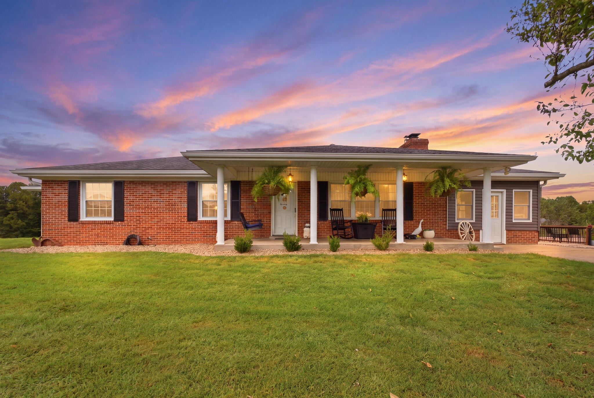 5049 Highway 2017 Property Photo 1