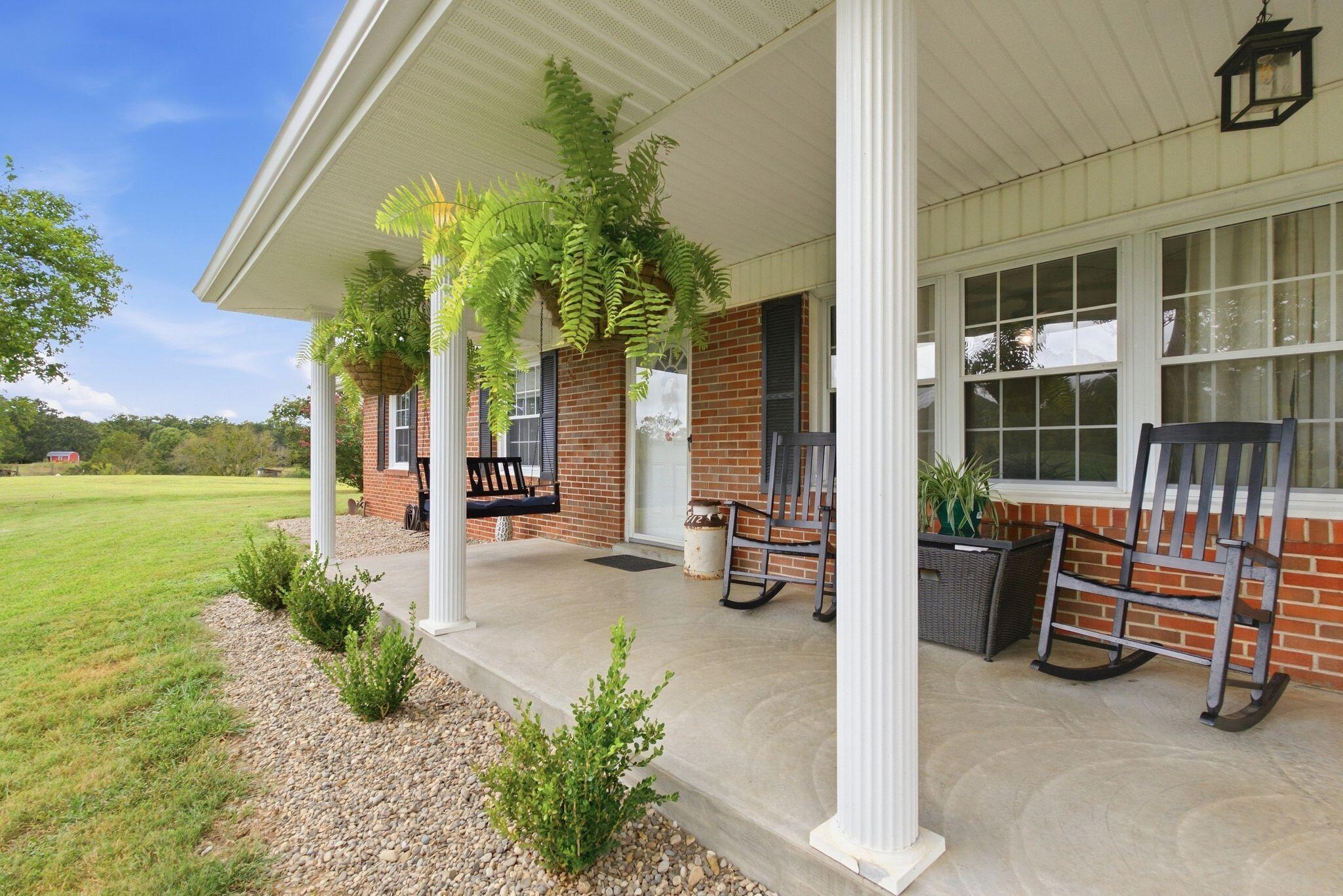 5049 Highway 2017 Property Photo 5