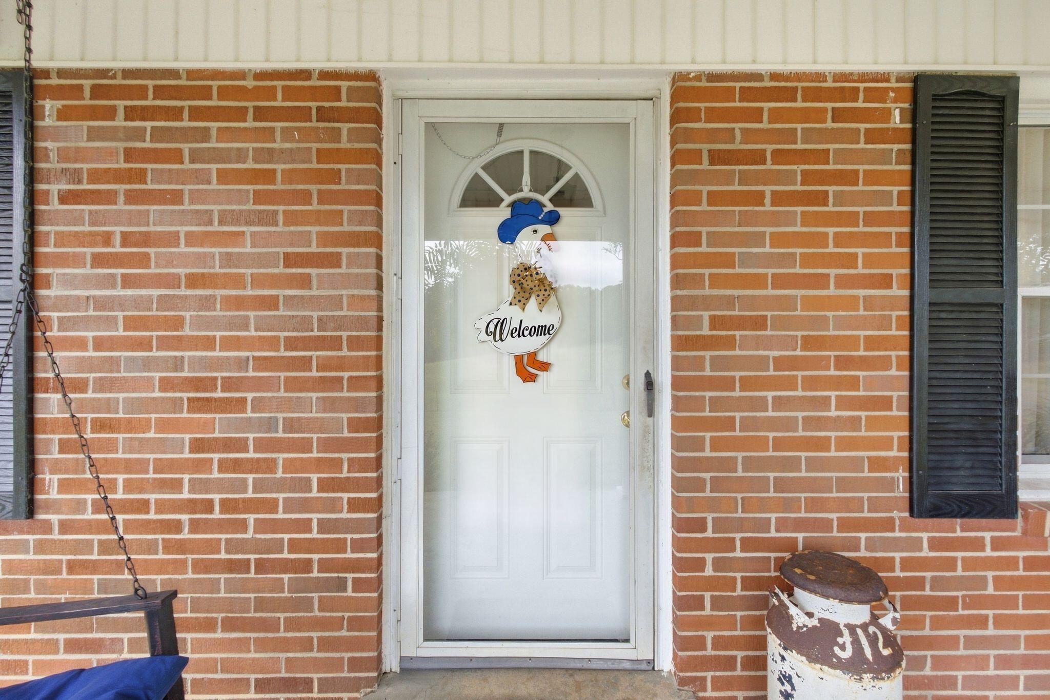5049 Highway 2017 Property Photo 6