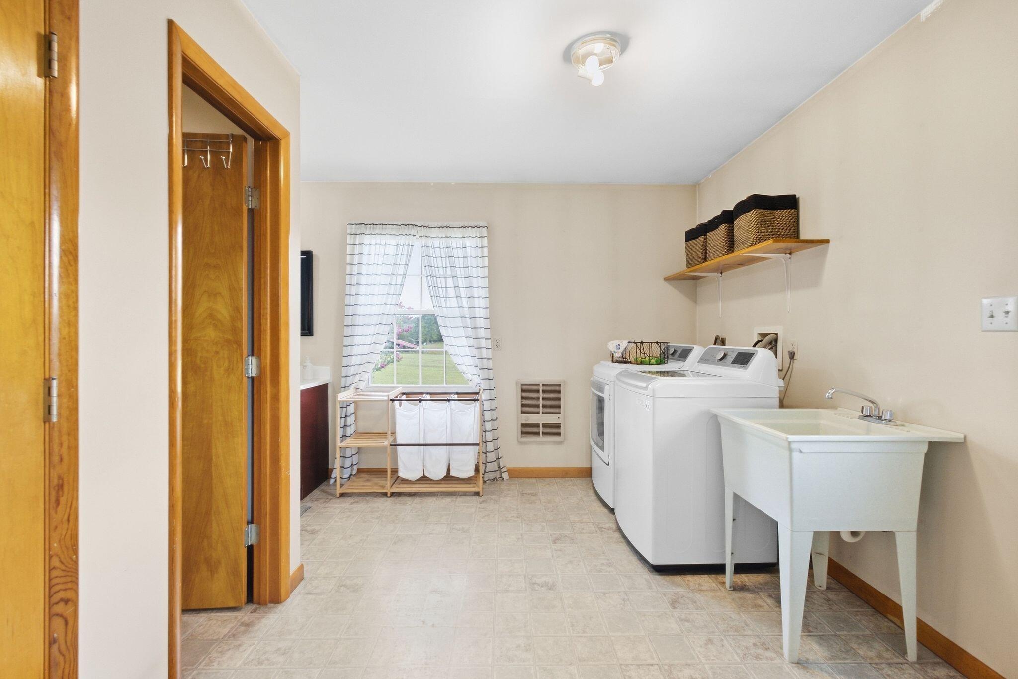 5049 Highway 2017 Property Photo 24