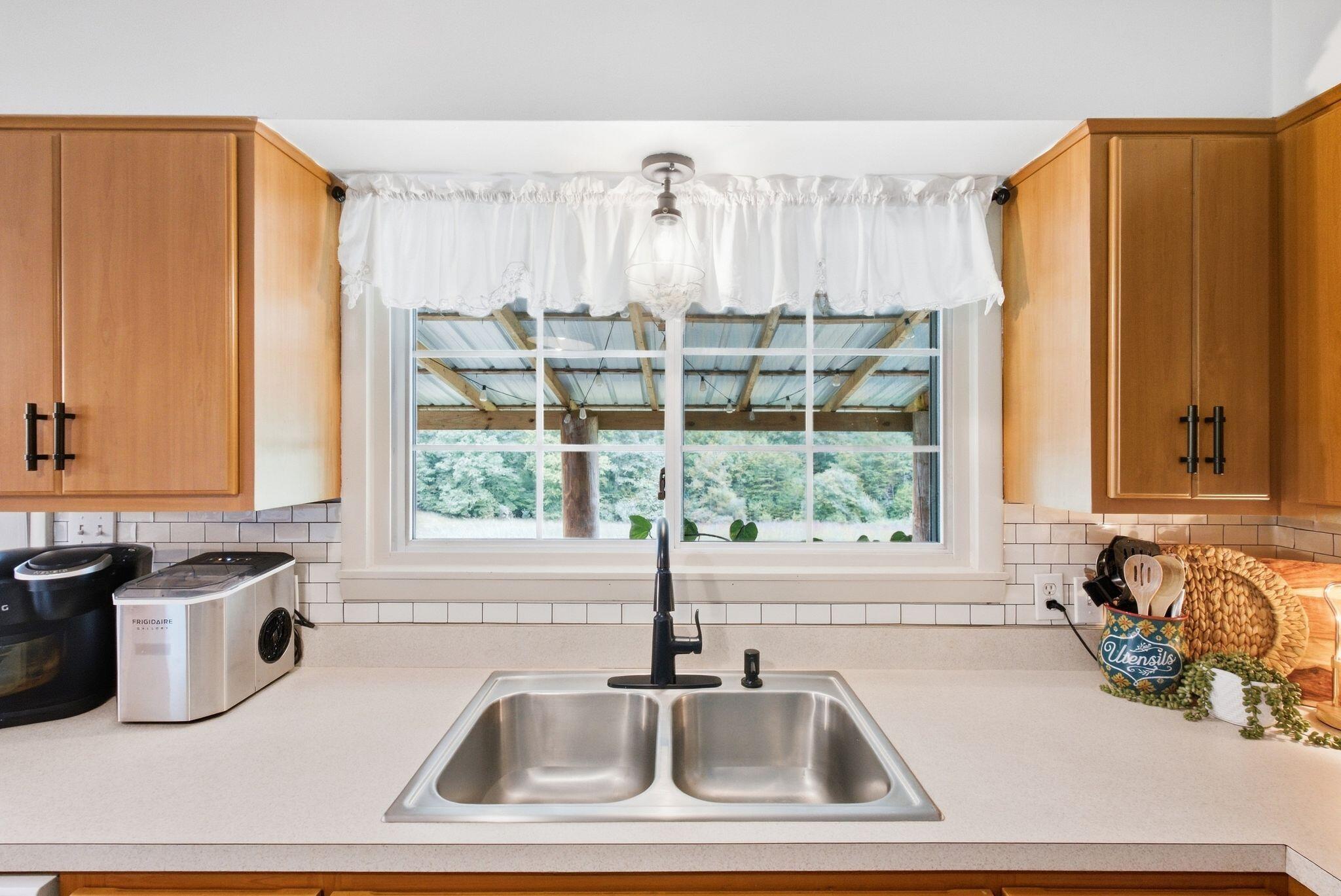5049 Highway 2017 Property Photo 33