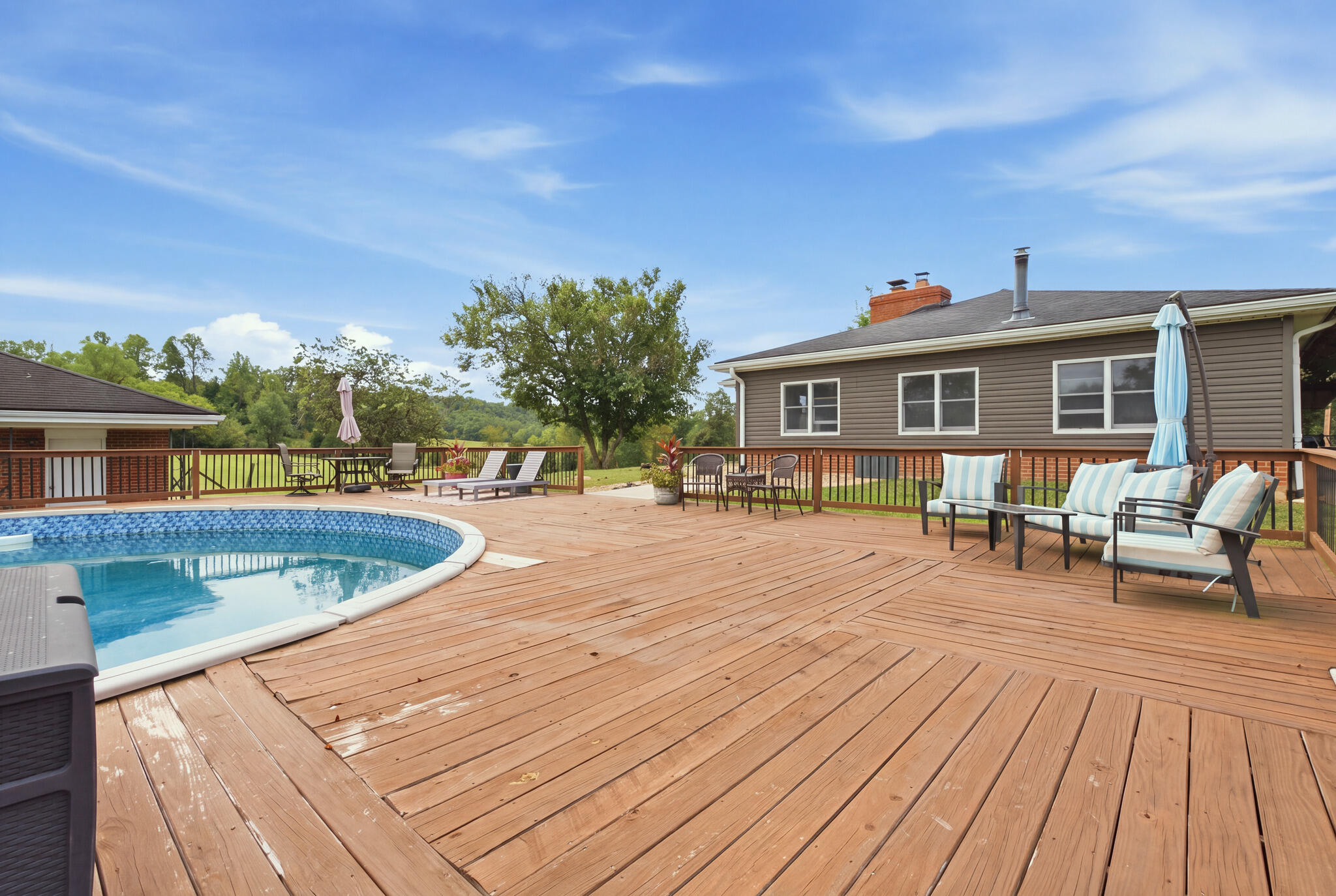 5049 Highway 2017 Property Photo 50