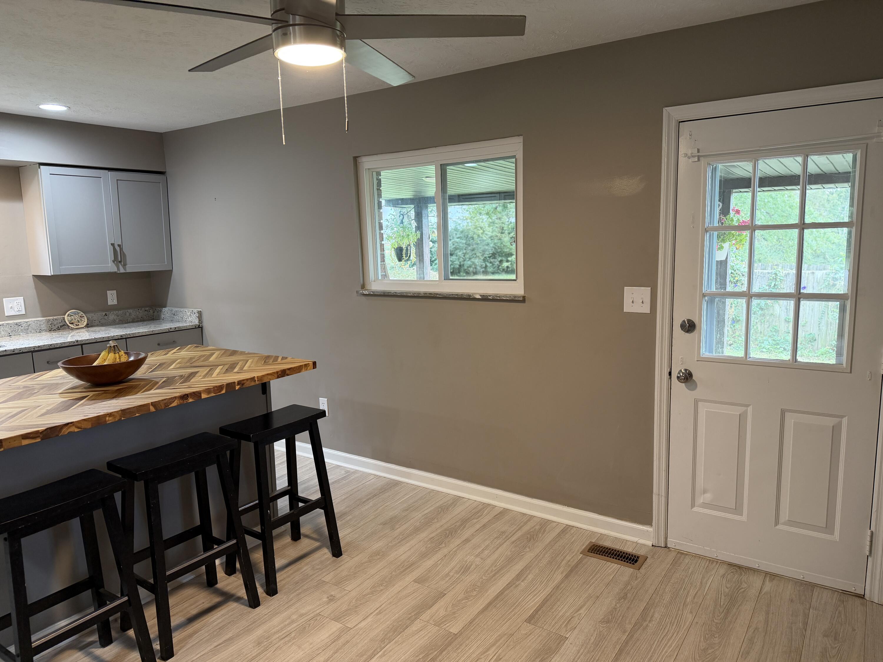 1120 Oriole Avenue Property Photo 9