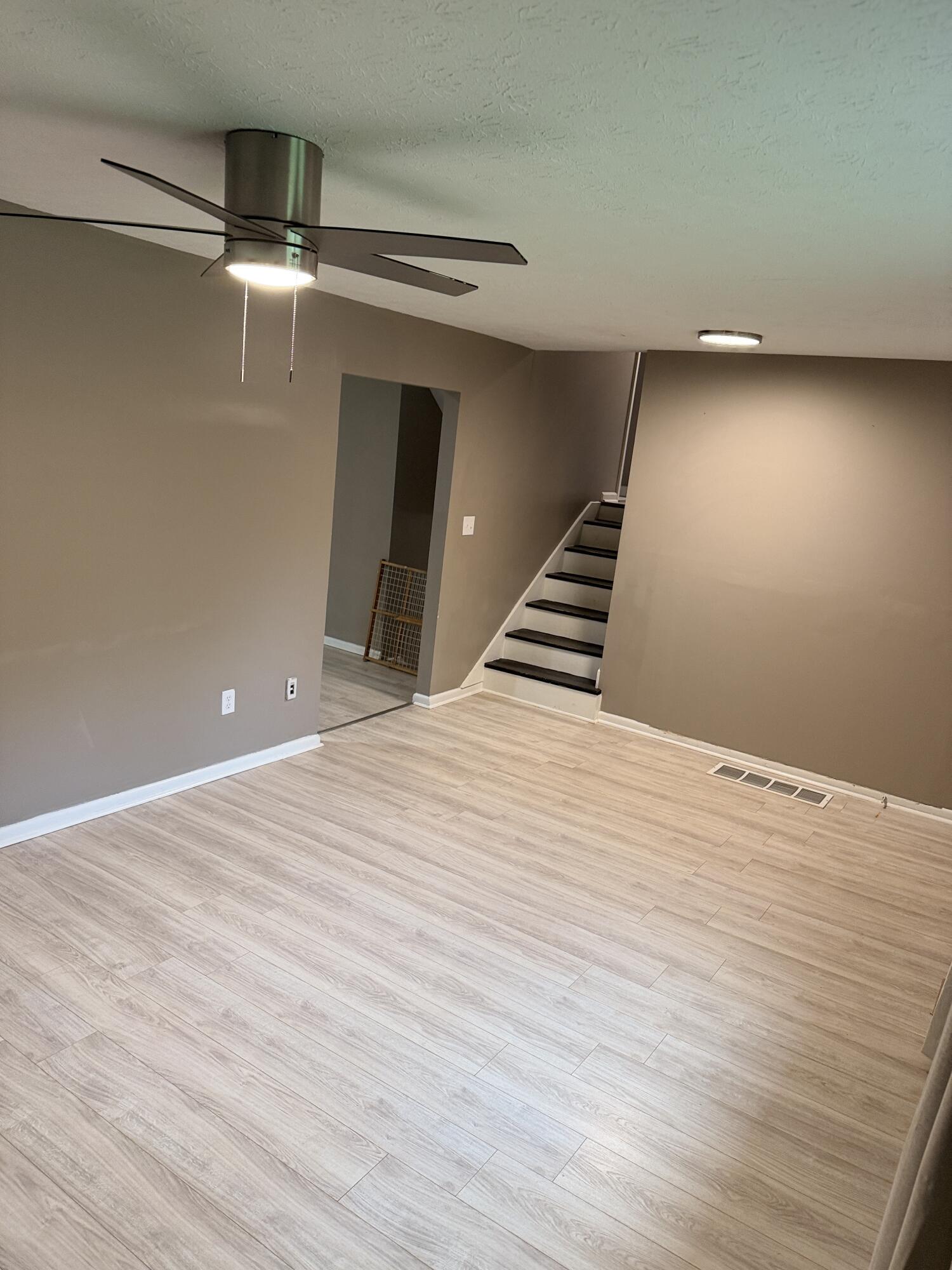 1120 Oriole Avenue Property Photo 13
