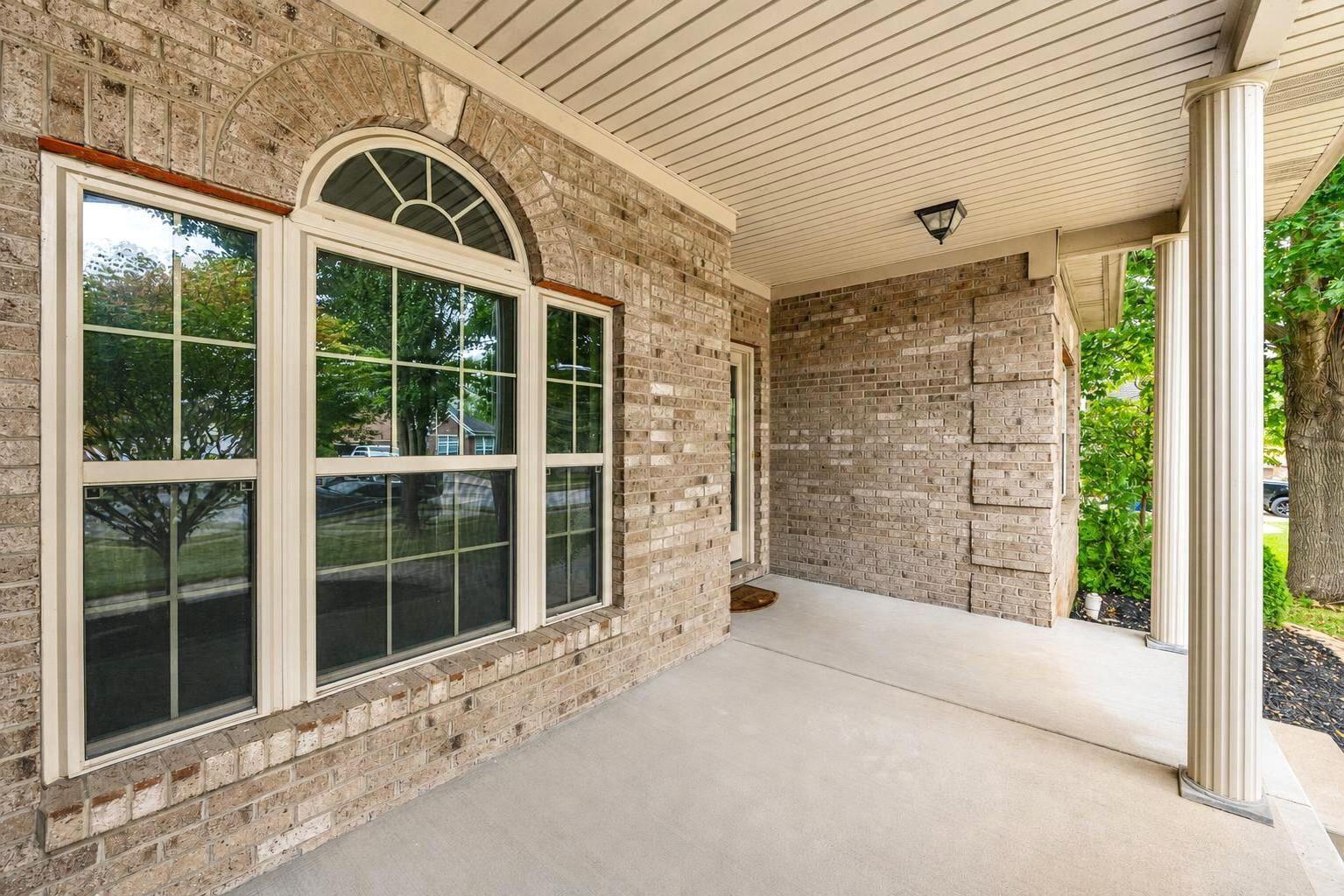109 Stone Cove Drive Property Photo 4