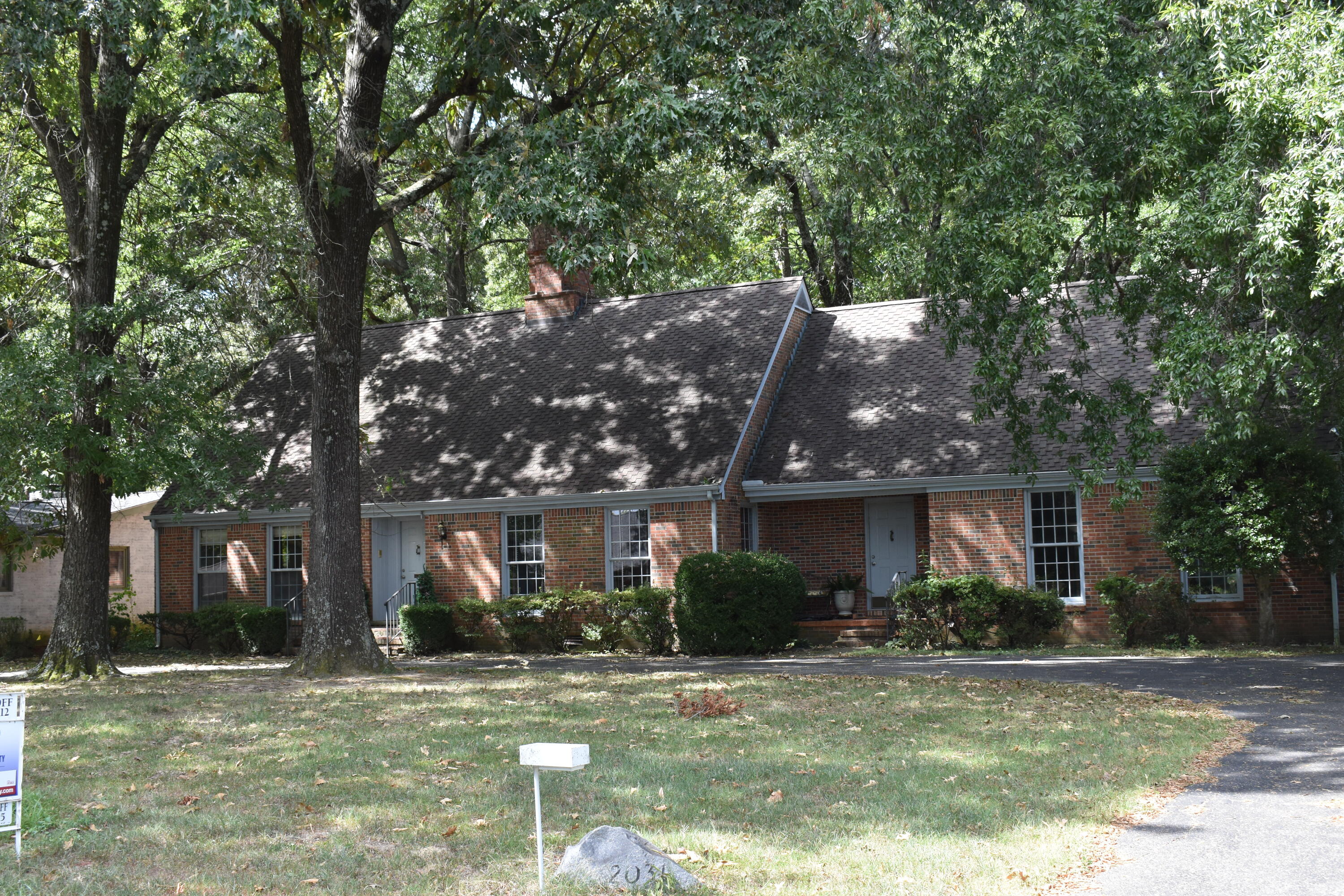2031 Natchez Lane Property Photo 1