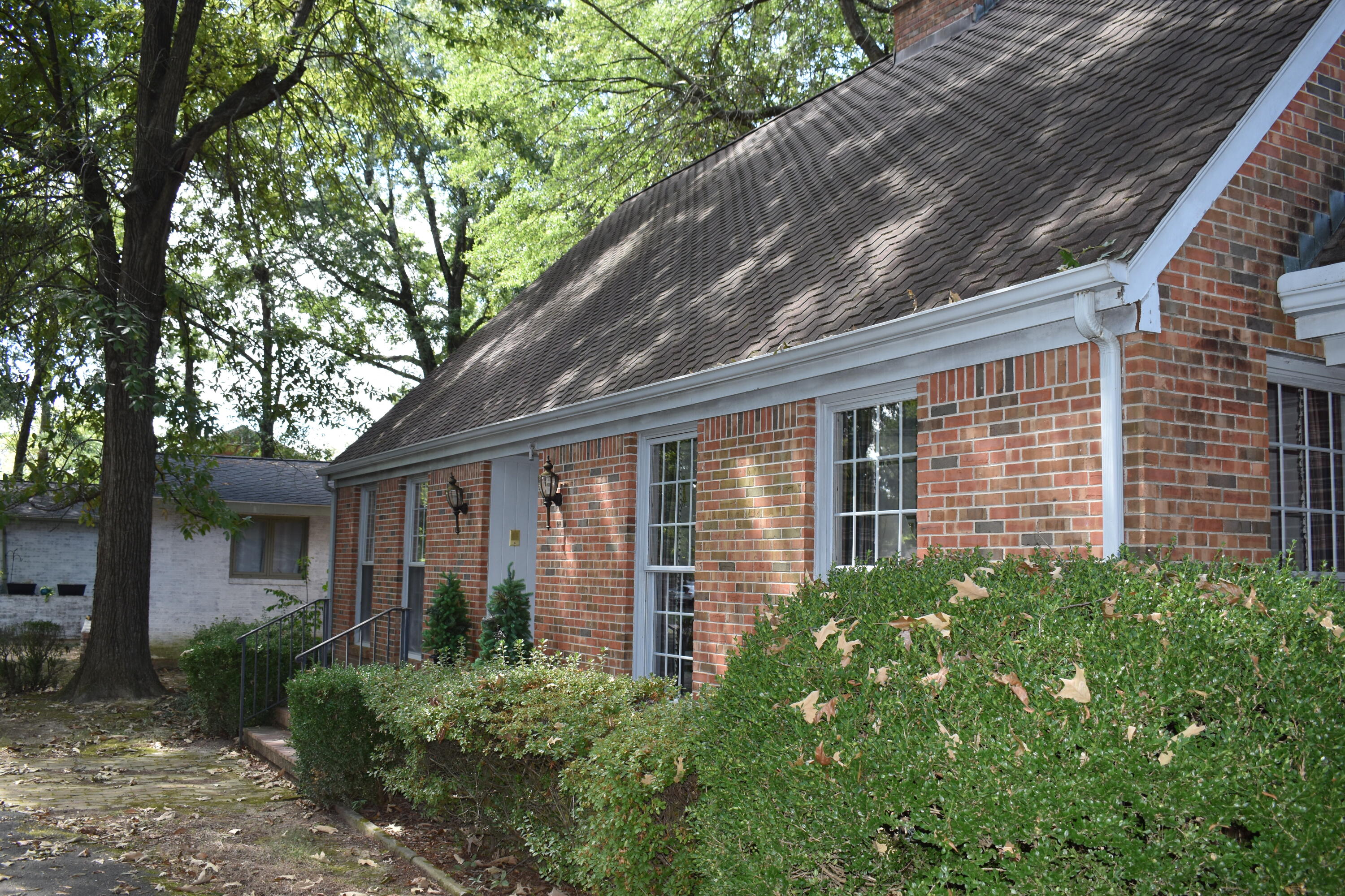 2031 Natchez Lane Property Photo 5