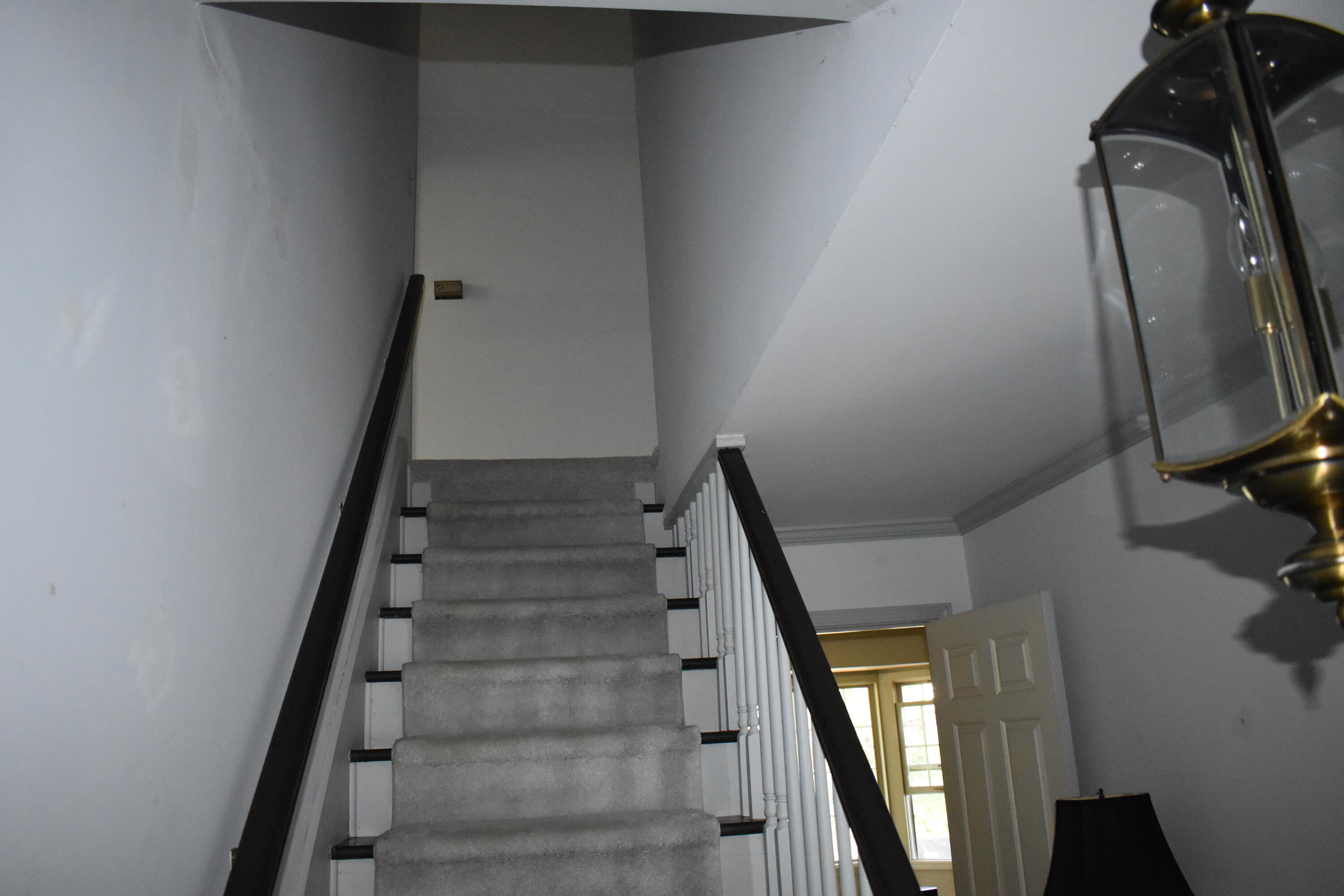 2031 Natchez Lane Property Photo 14