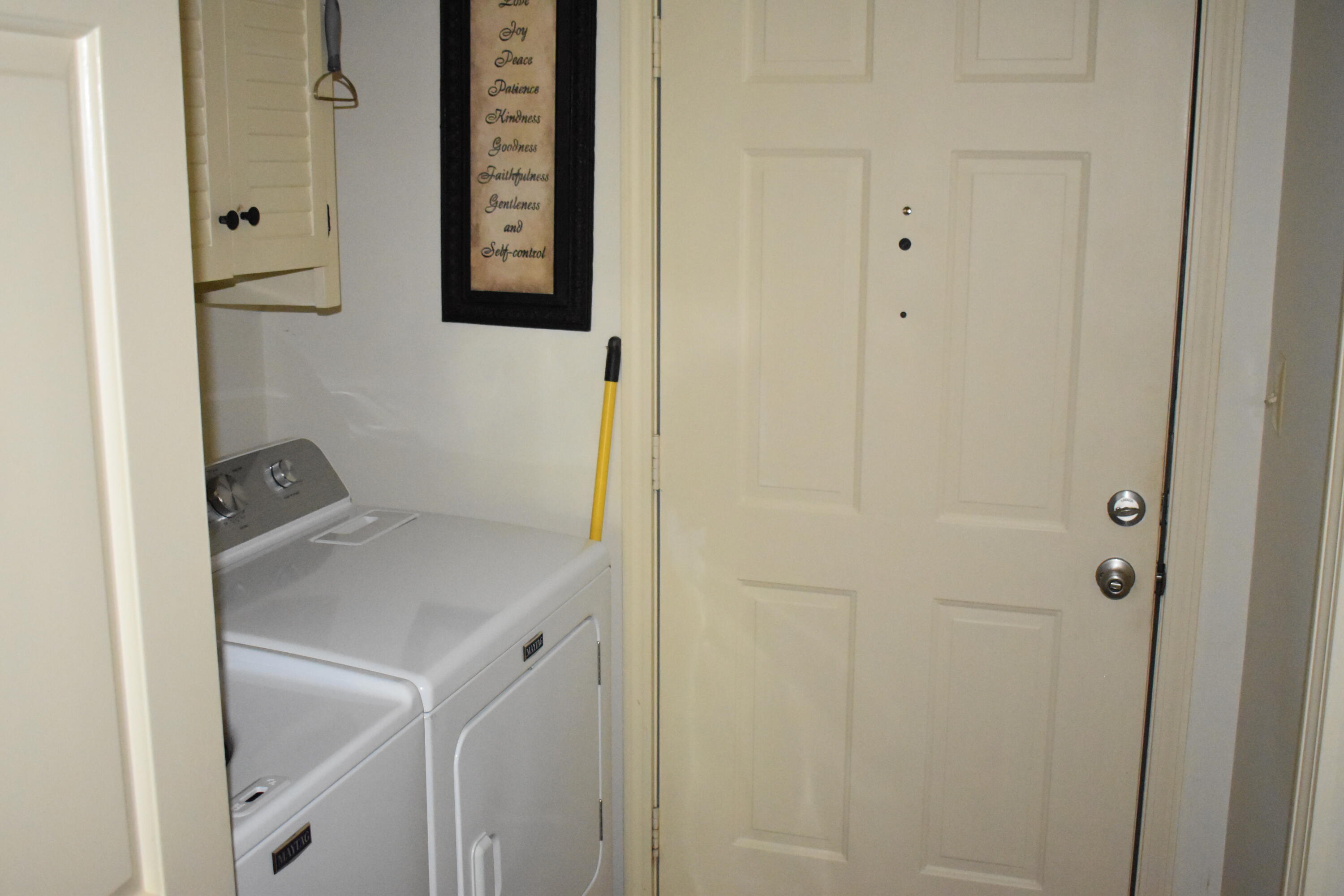 2031 Natchez Lane Property Photo 22