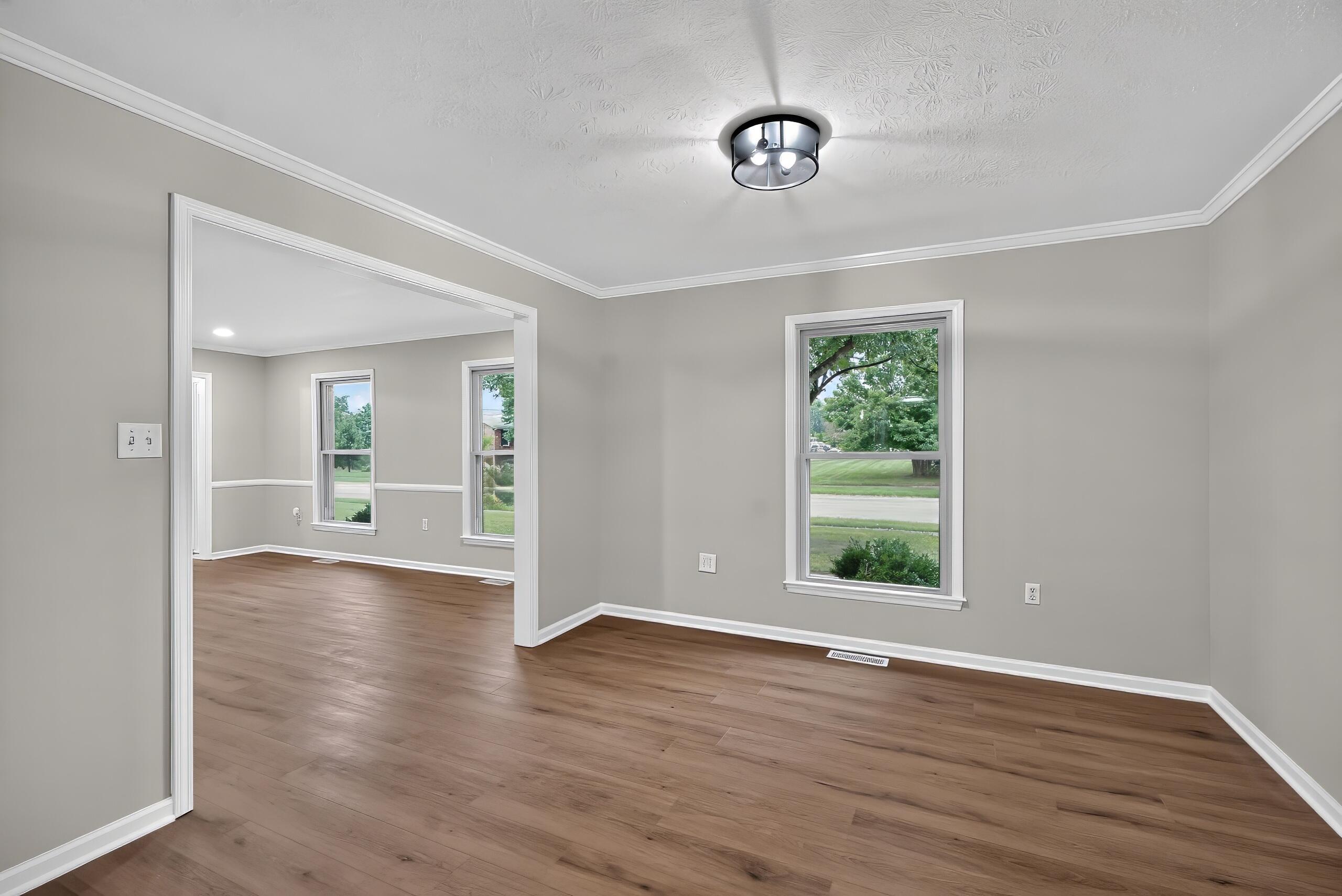 206 E Edgewood Drive Property Photo 7
