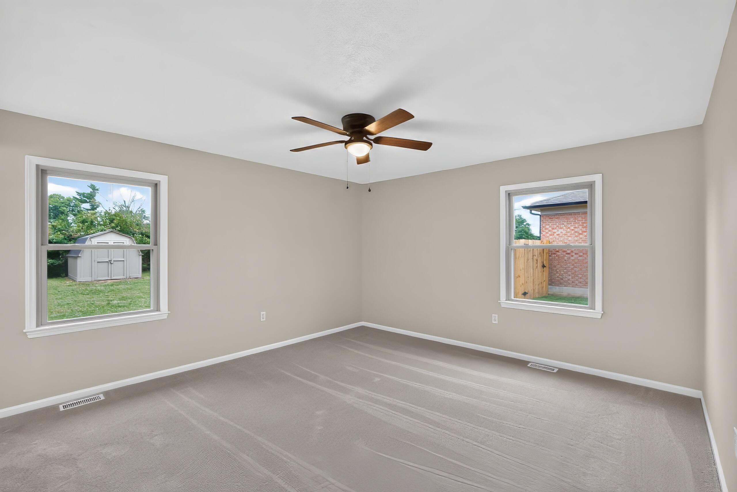 206 E Edgewood Drive Property Photo 15