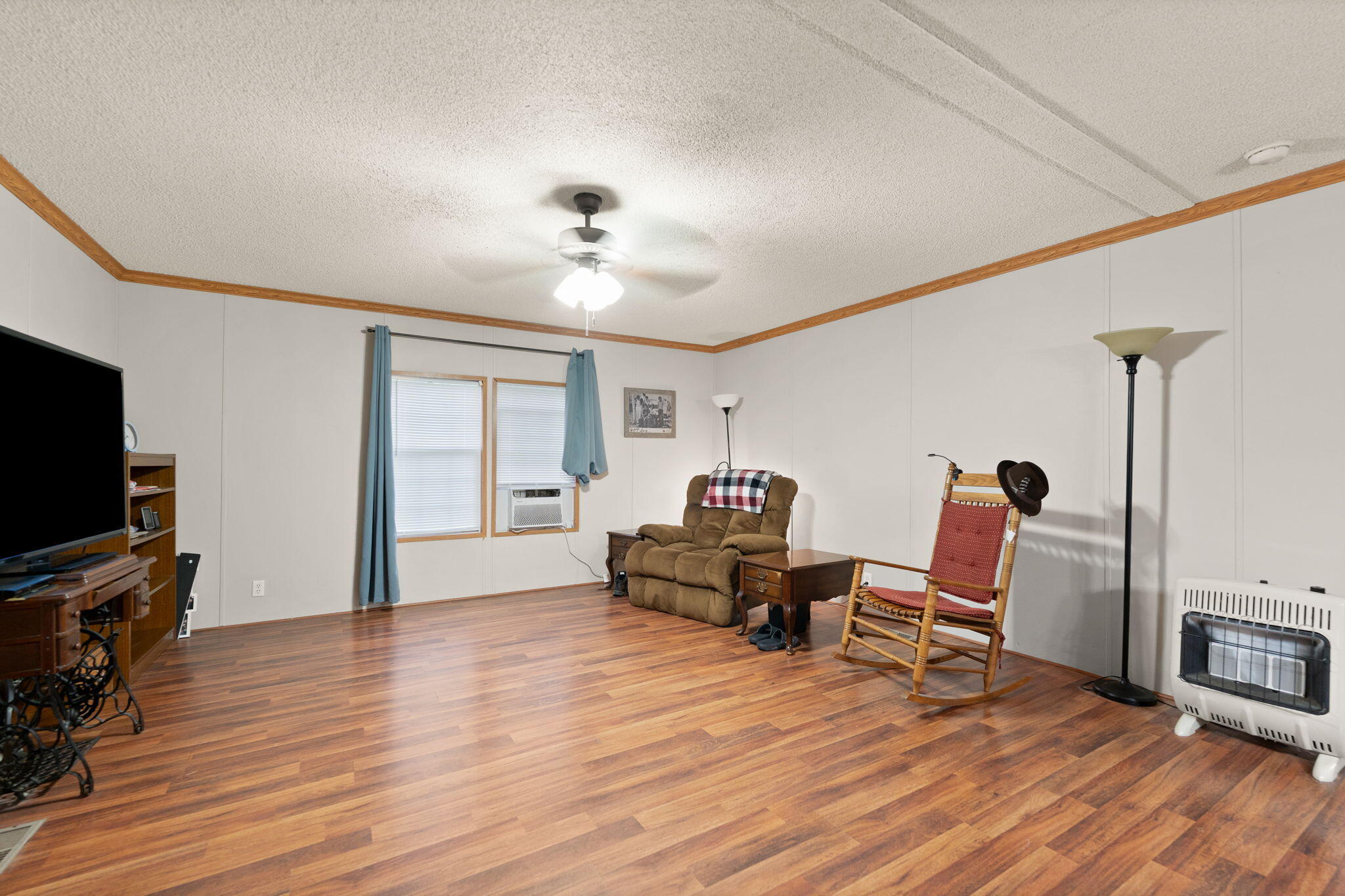 180 Pacific Avenue Property Photo 3