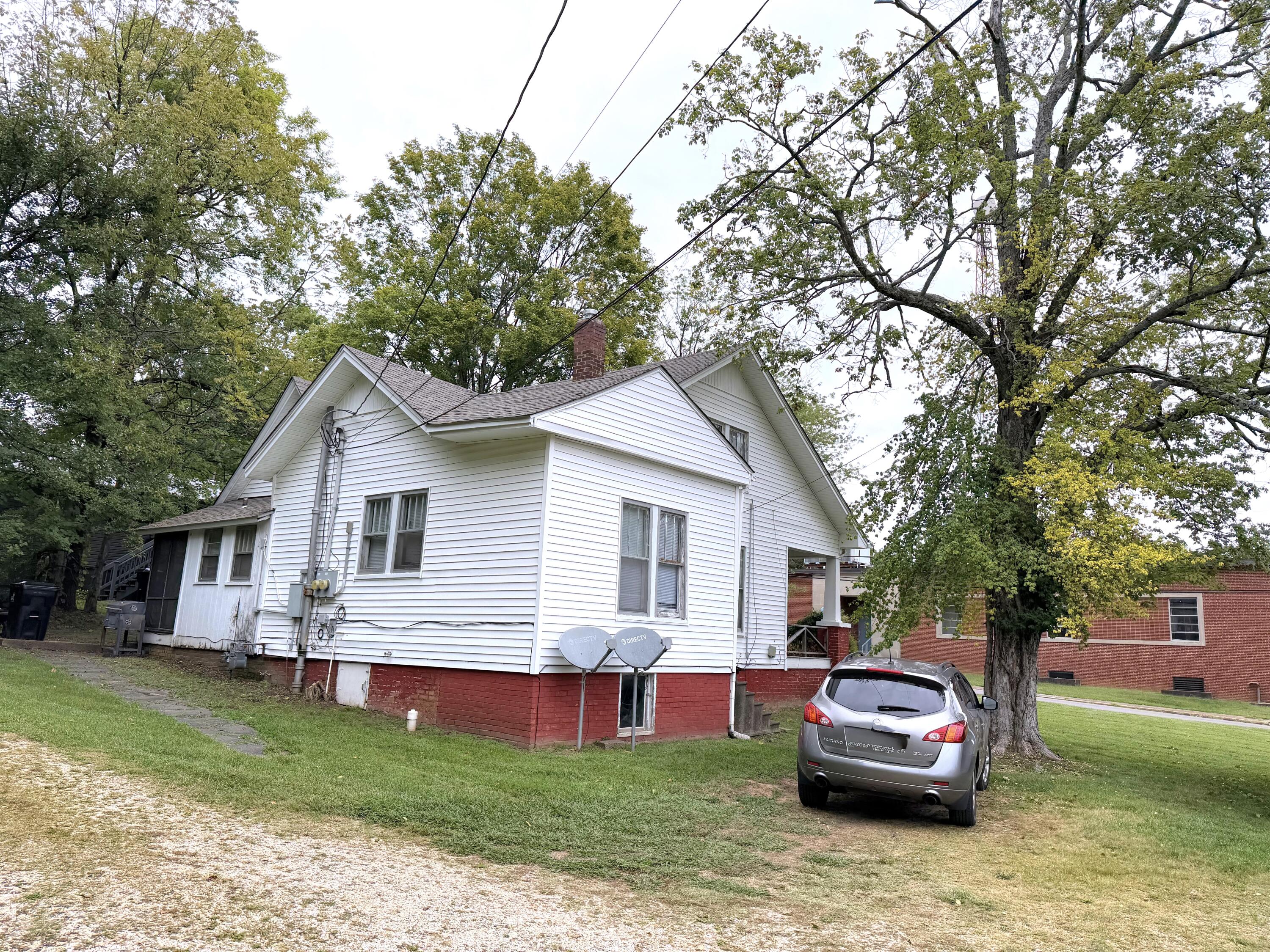 301 N 7th Street Property Photo 4