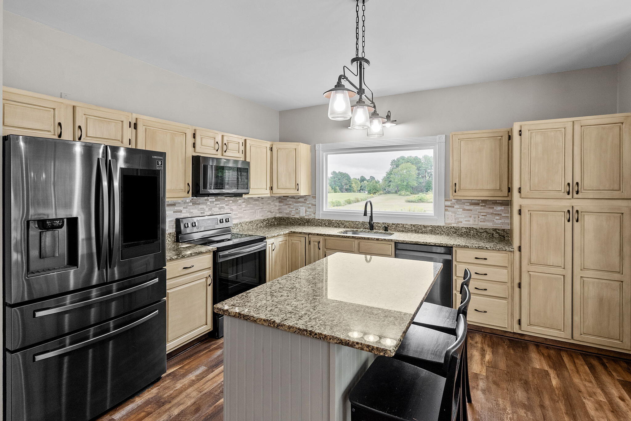 114 Skylark Drive Property Photo 3