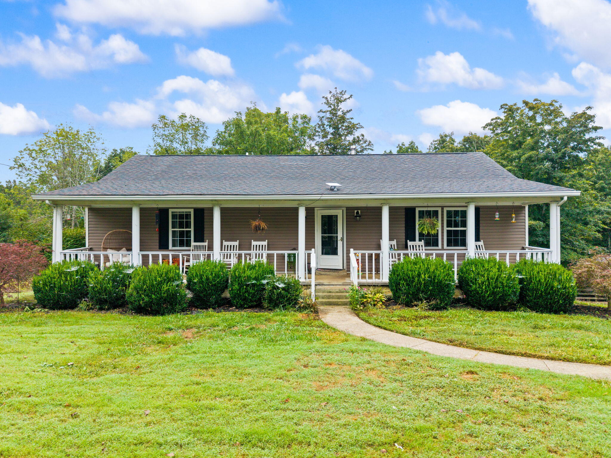 460 Whites Ridge Road Property Photo 2