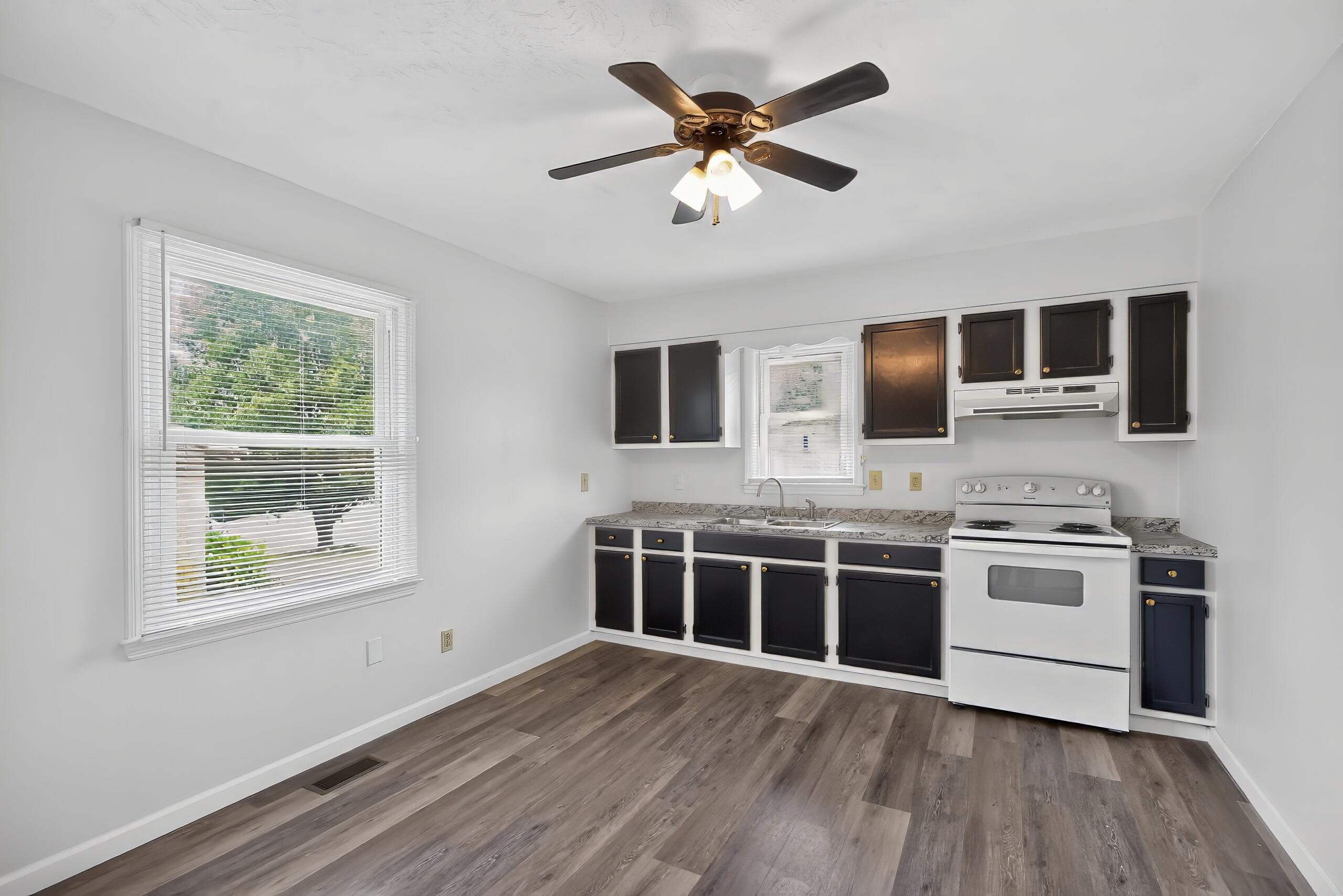 14 Shelley Drive Property Photo 6