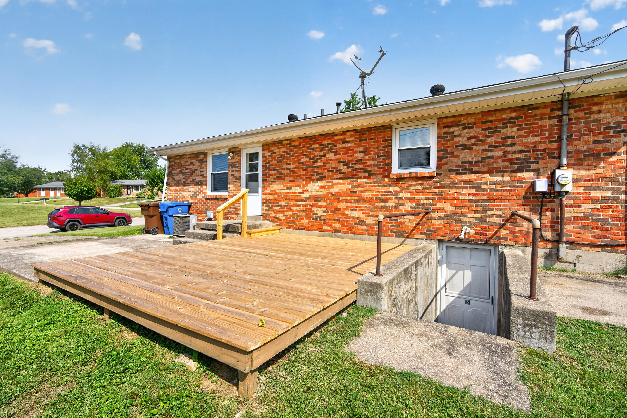 14 Shelley Drive Property Photo 16