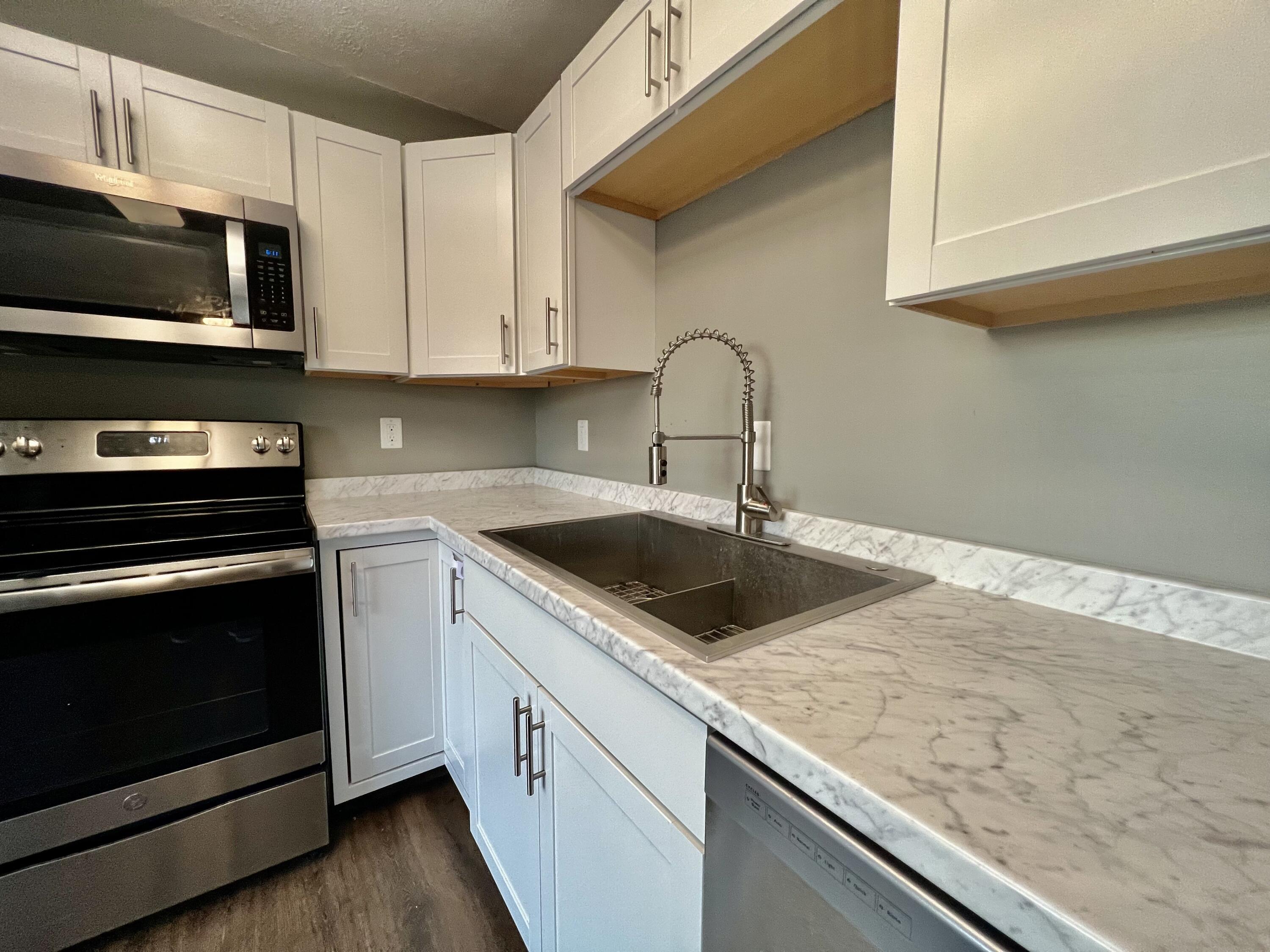 2049 Coriander Lane Property Photo 6