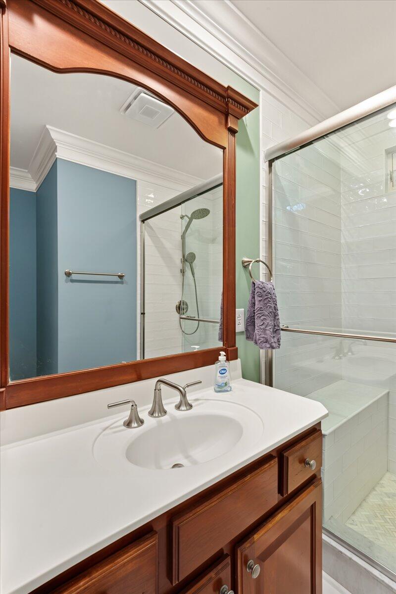 519 Country Lane Property Photo 27