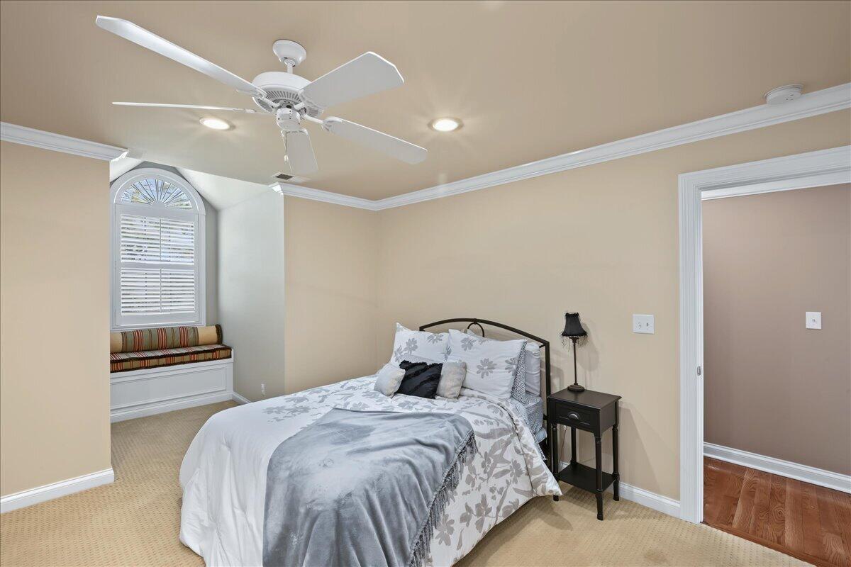 519 Country Lane Property Photo 39