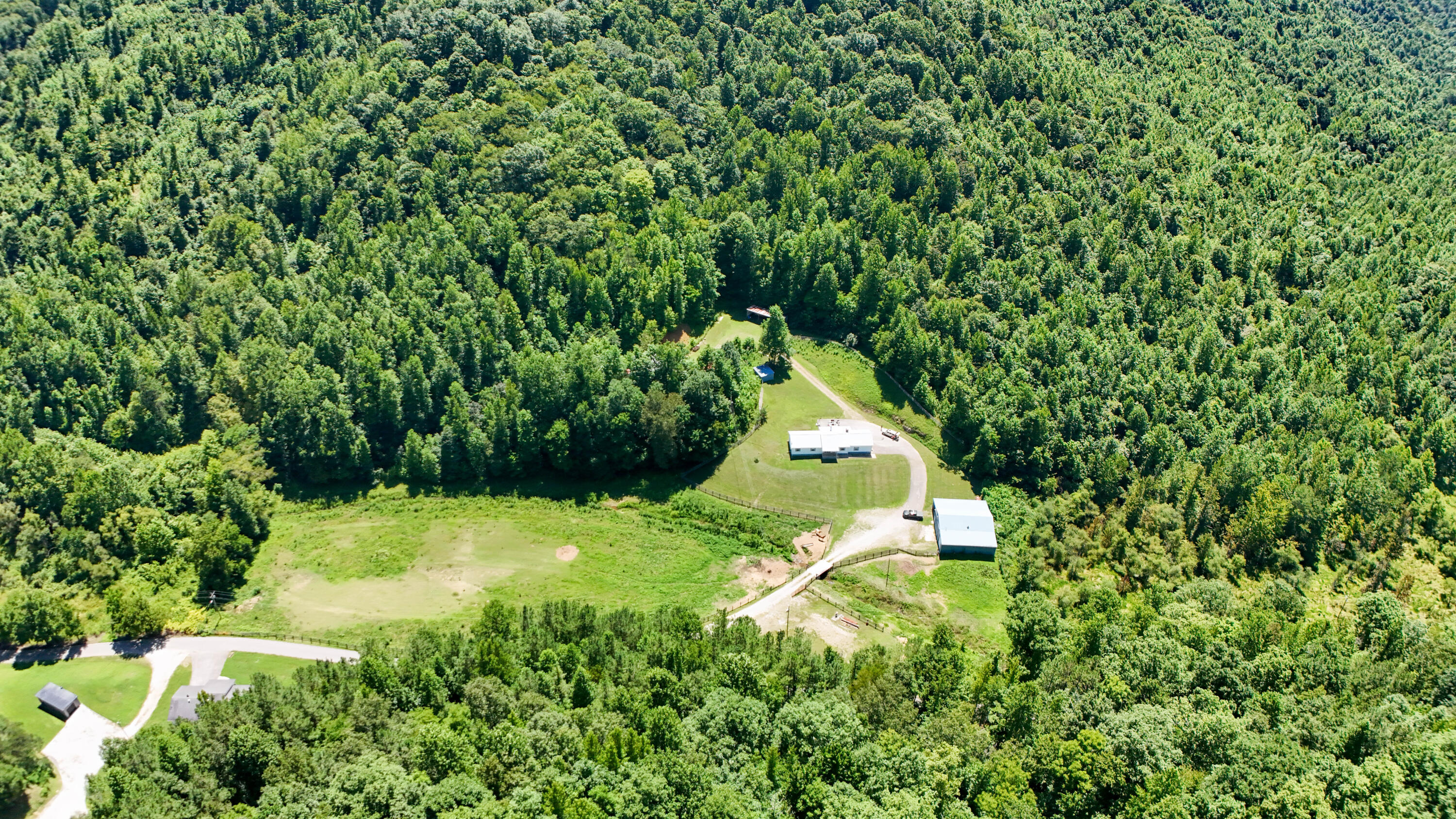 381 Hinkle Branch Road Property Photo 31