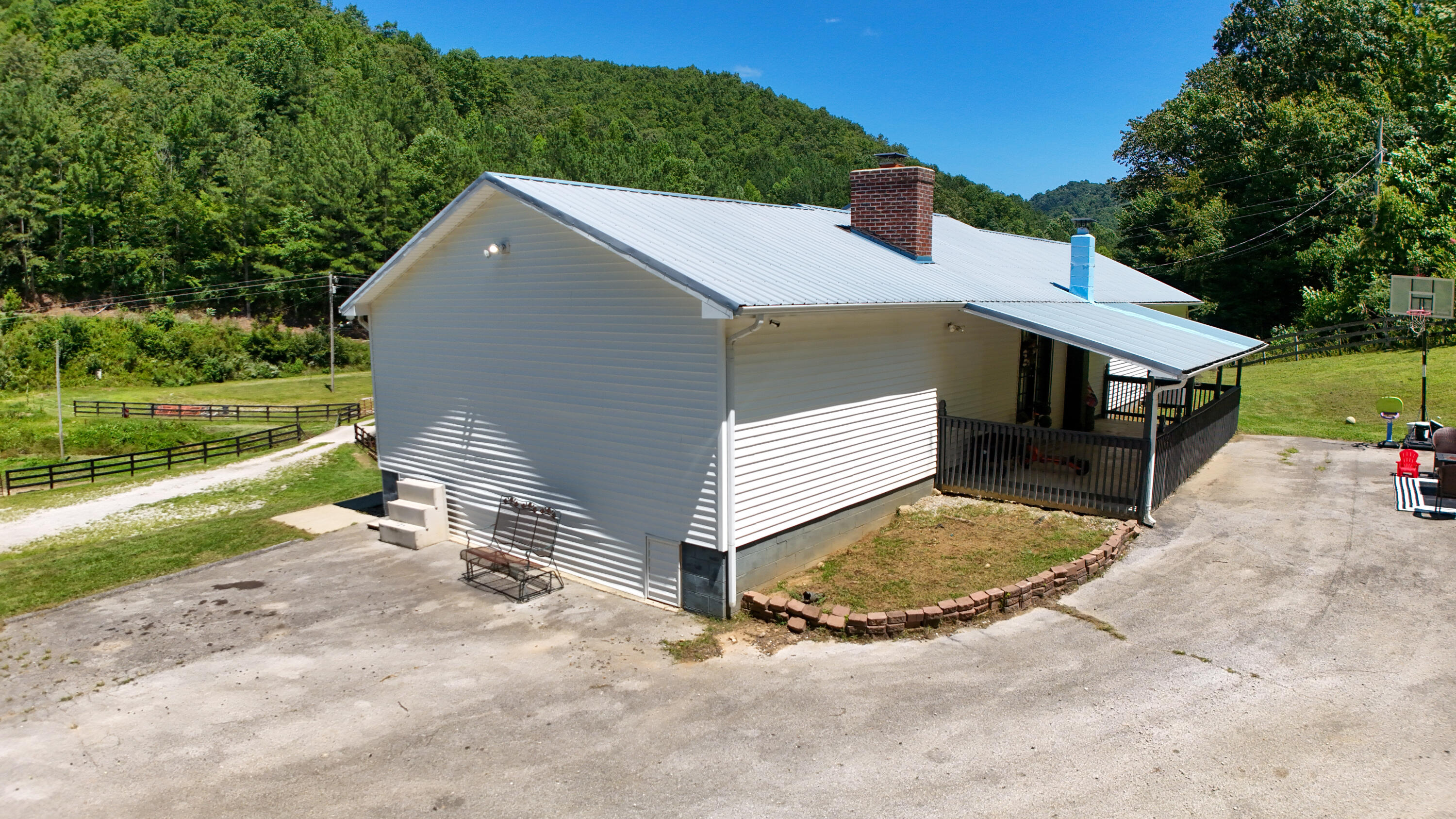 381 Hinkle Branch Road Property Photo 41