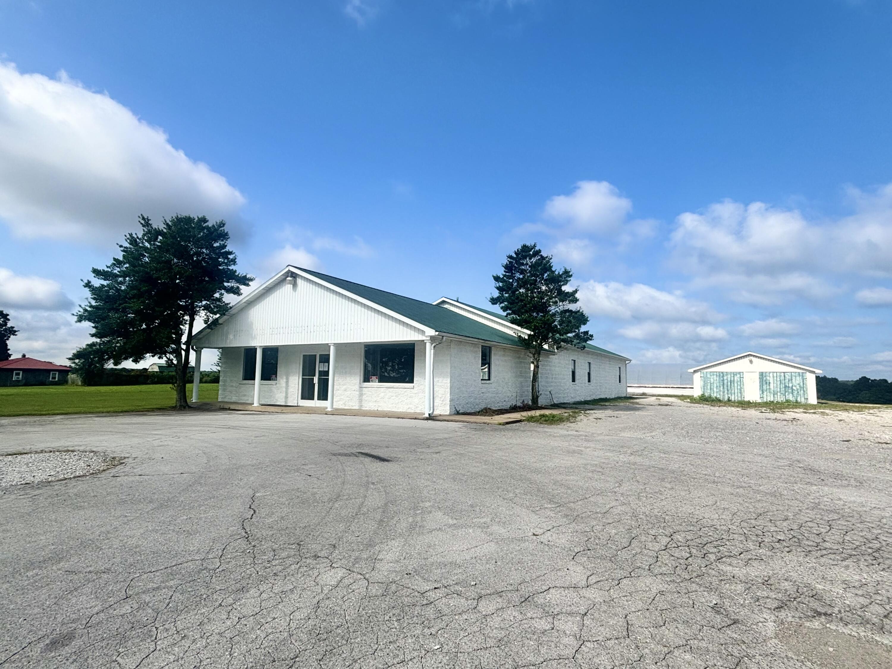 13603 Dawson Springs Road Property Photo 1