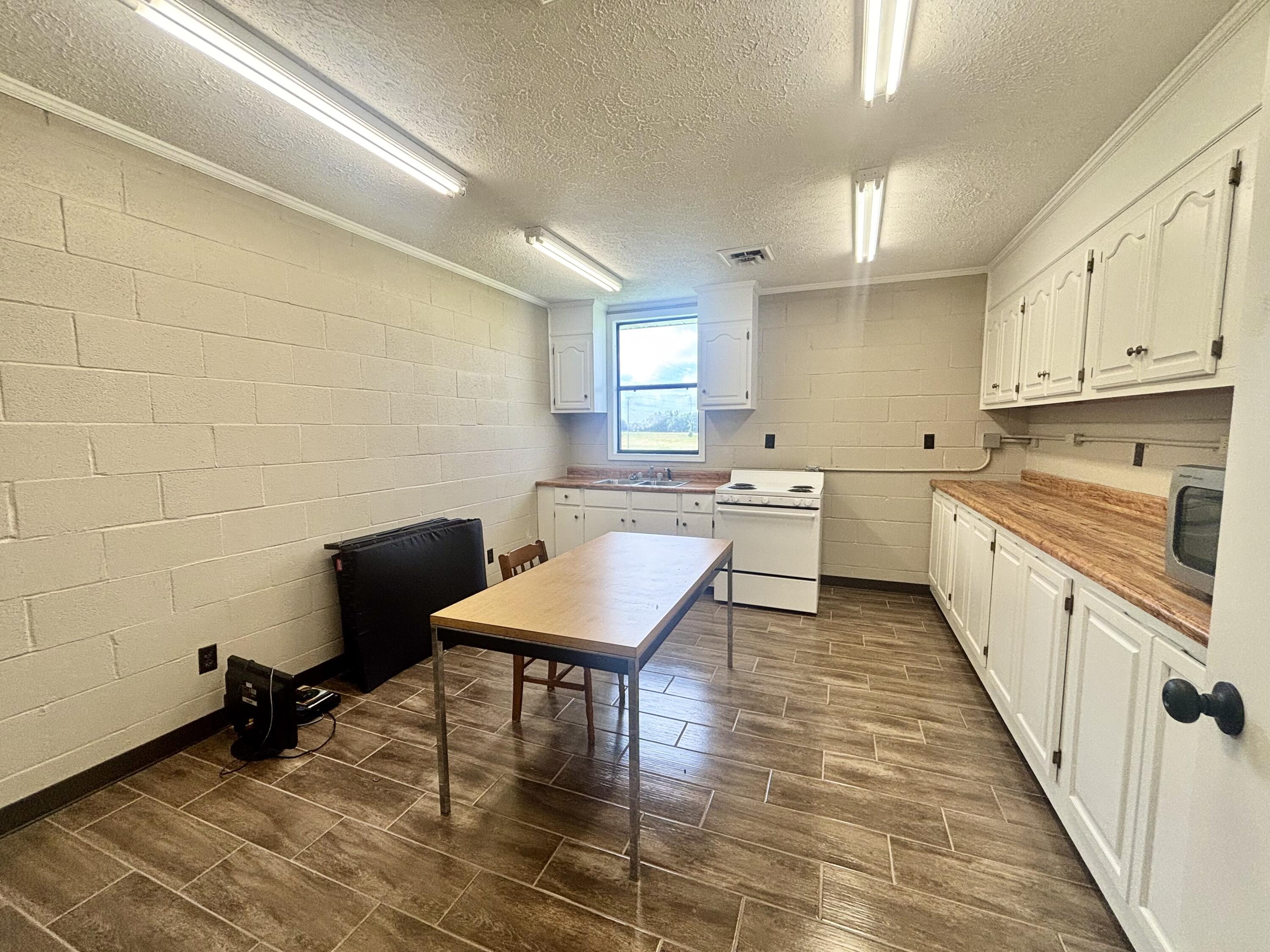 13603 Dawson Springs Road Property Photo 9